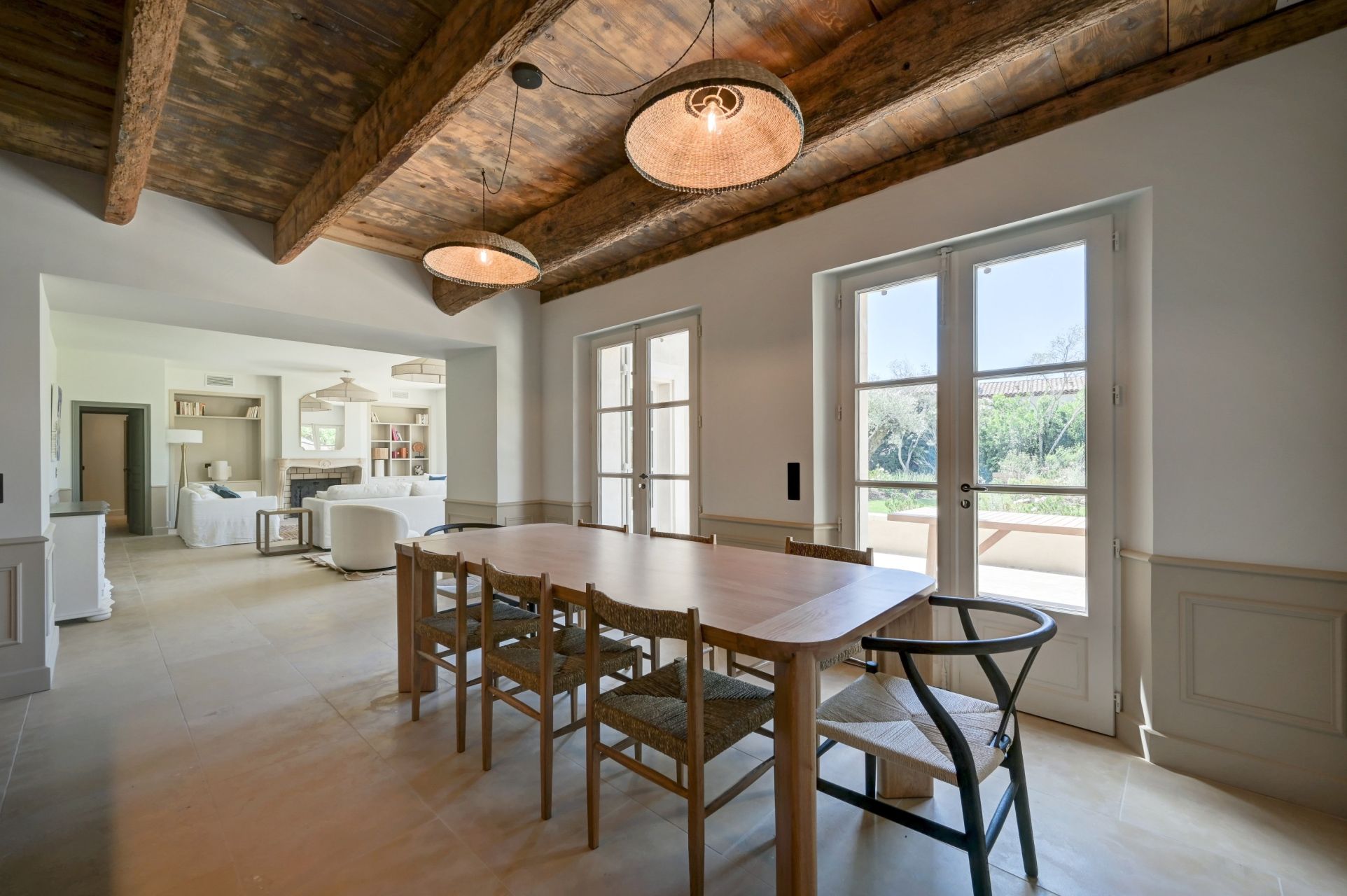 mas 6 Rooms for sale on MAUSSANE LES ALPILLES (13520)