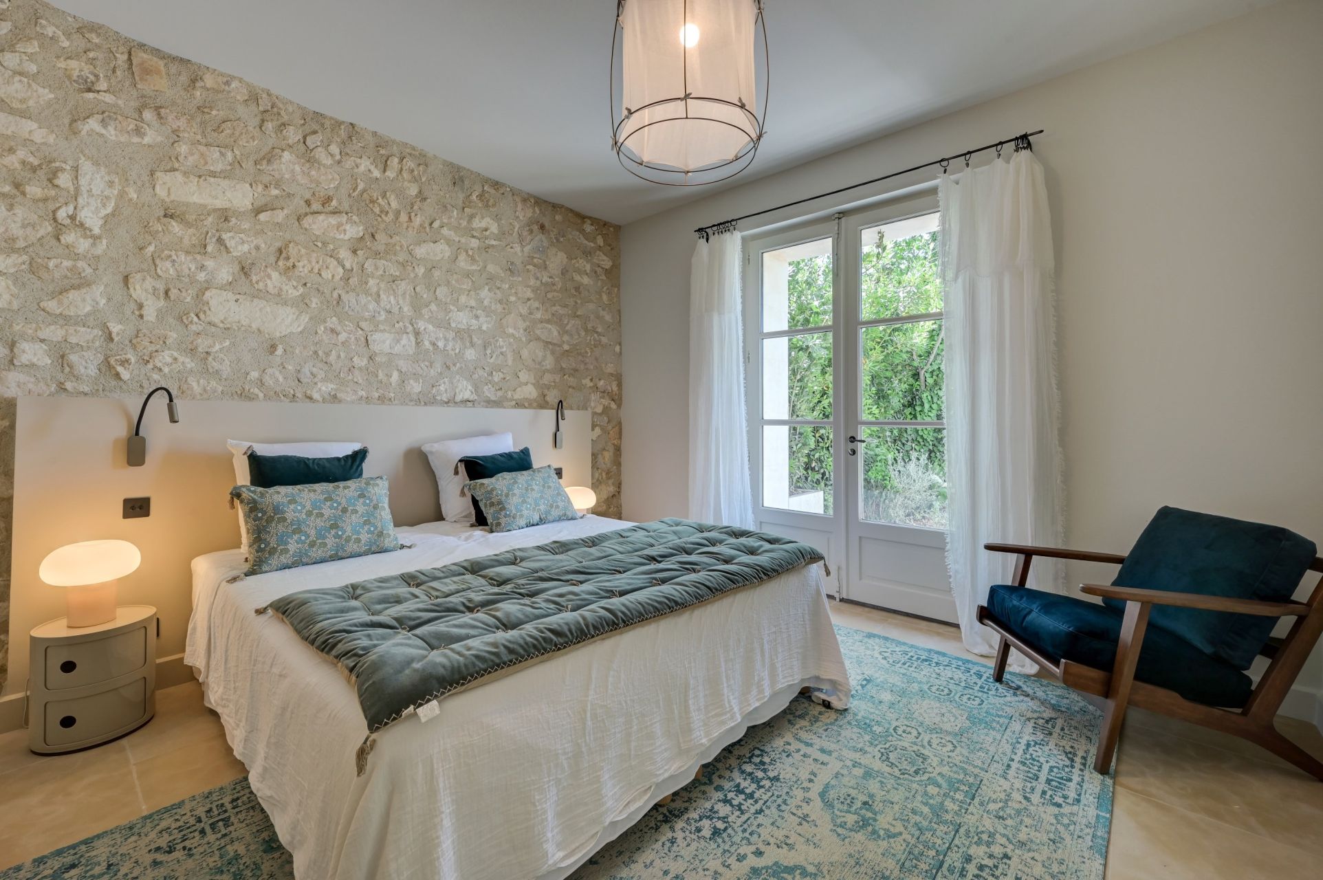 mas 6 Rooms for sale on MAUSSANE LES ALPILLES (13520)