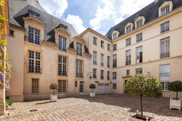 Sale Luxury apartment Paris 5 4&nbsp;Rooms 189&nbsp;m²