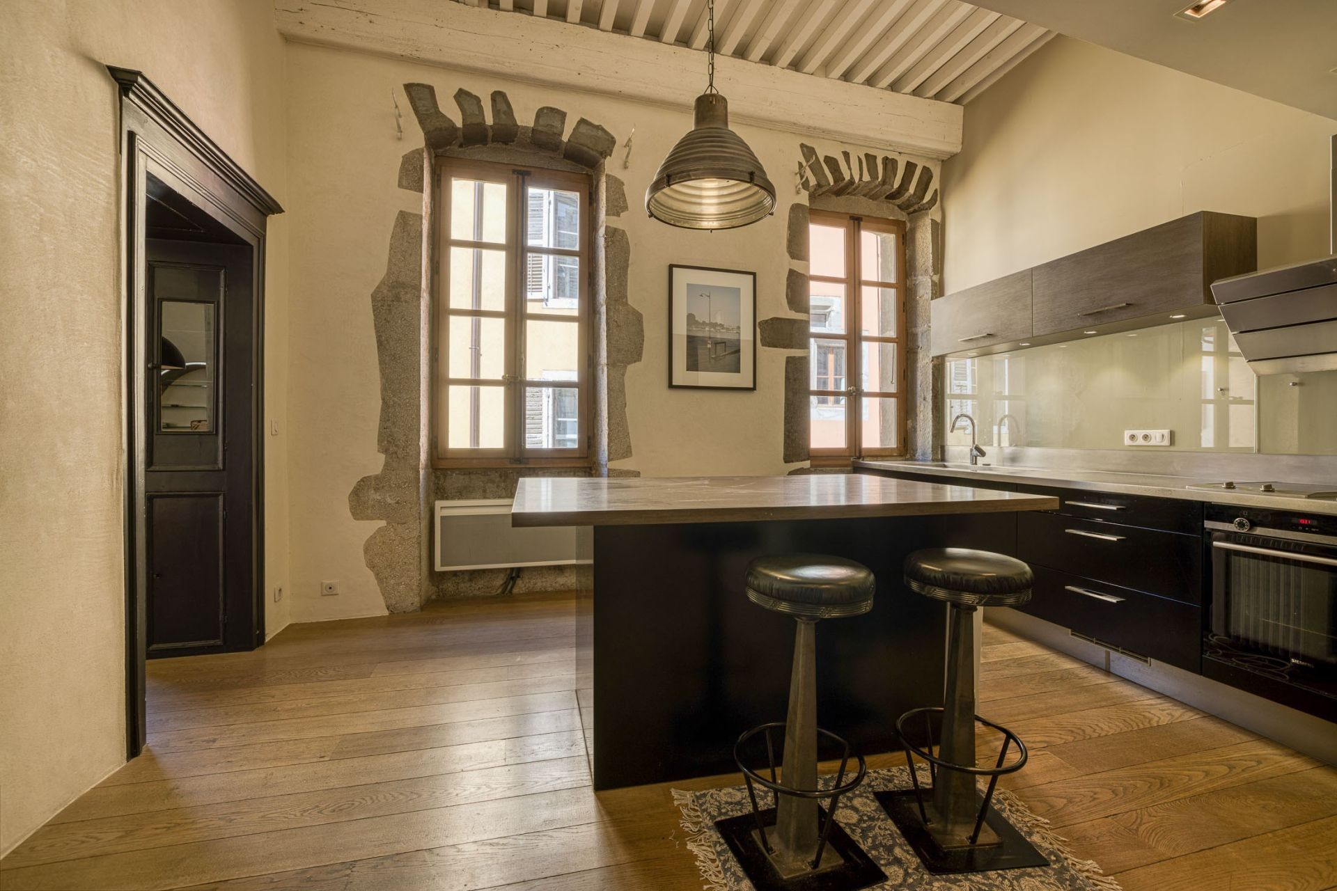 luxury apartment 4 Rooms for sale on ANNECY (74000)