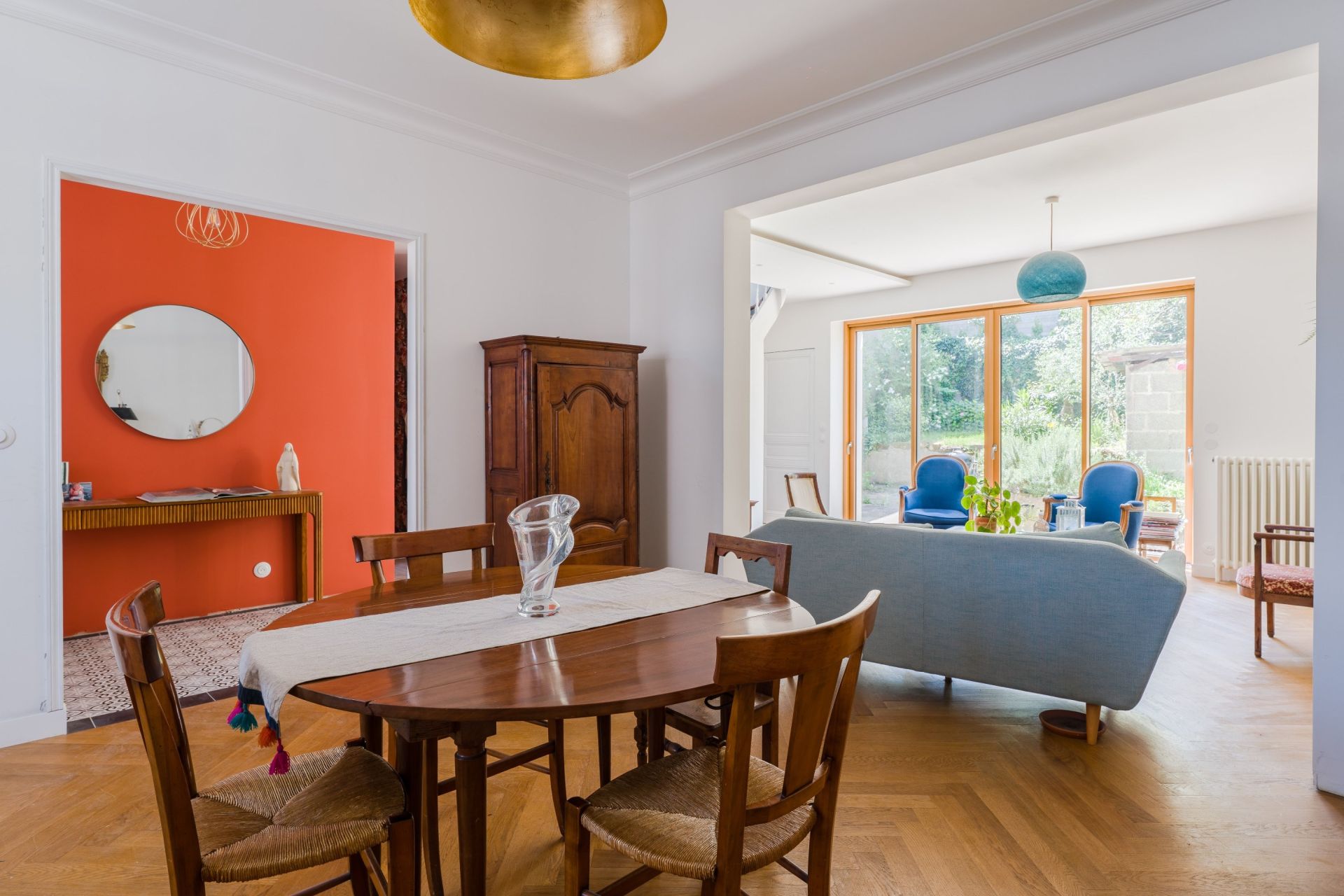 luxury house 8 Rooms for sale on NANTES (44100)