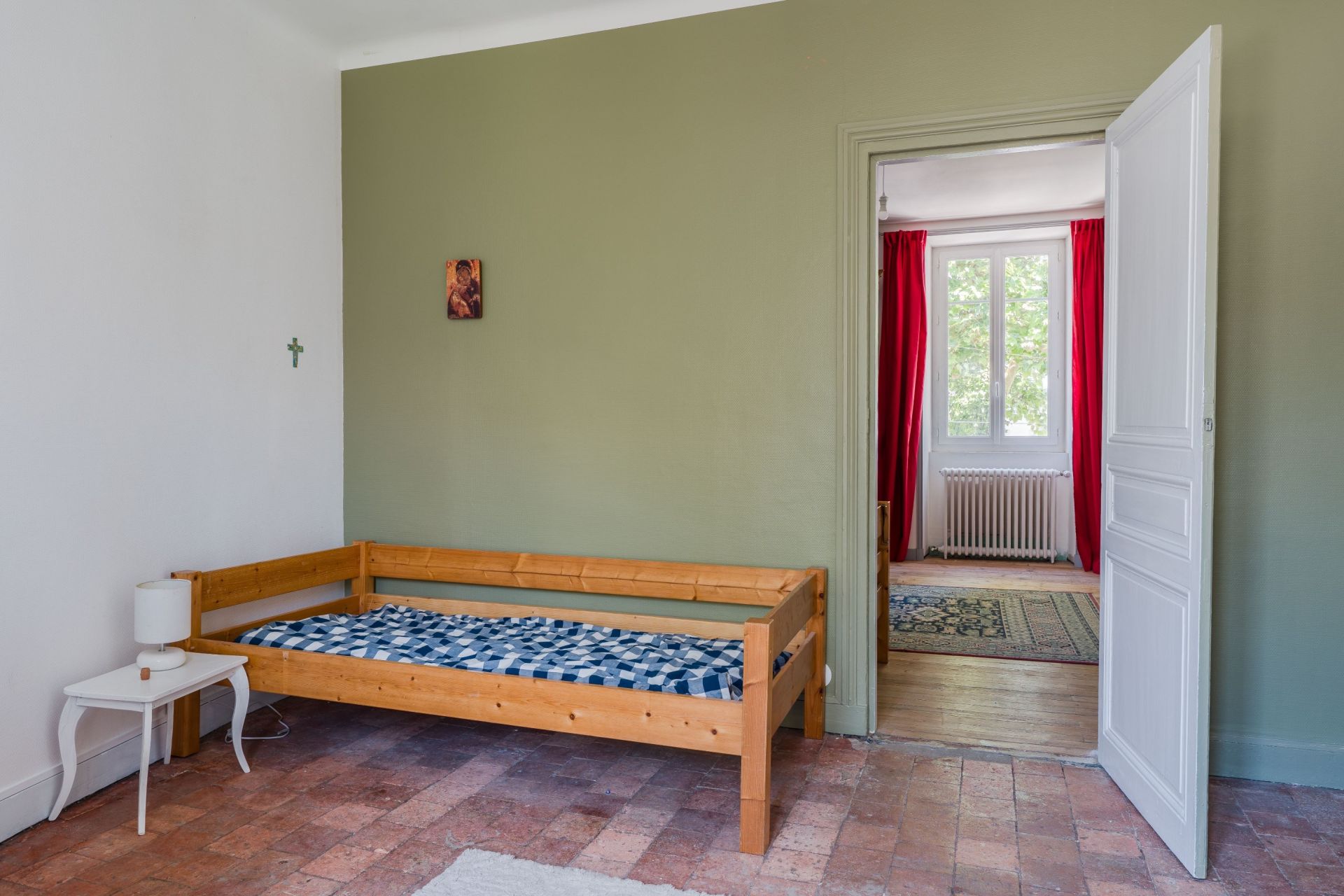 luxury house 8 Rooms for sale on NANTES (44100)