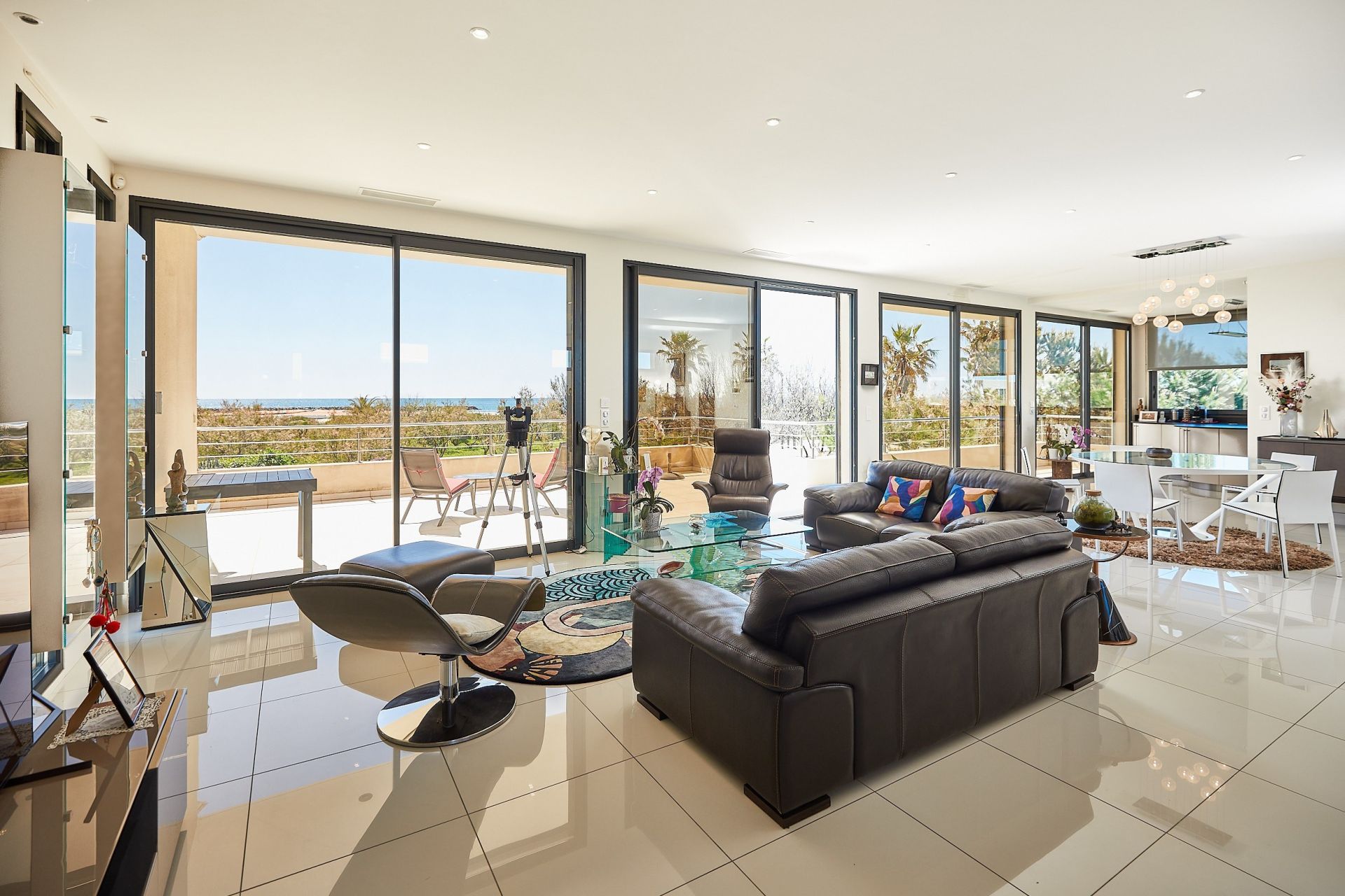 luxury house 6 Rooms for sale on SETE (34200)