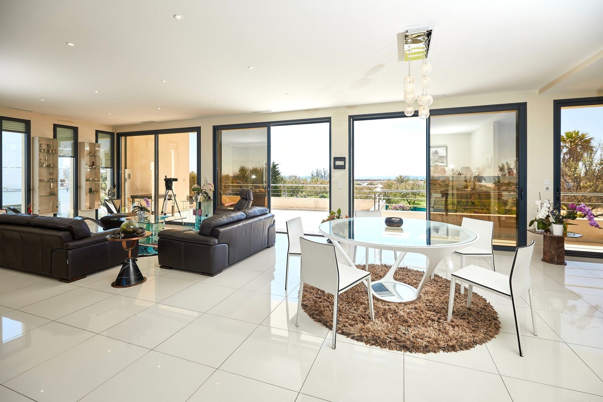 luxury house 6 Rooms for sale on SETE (34200)