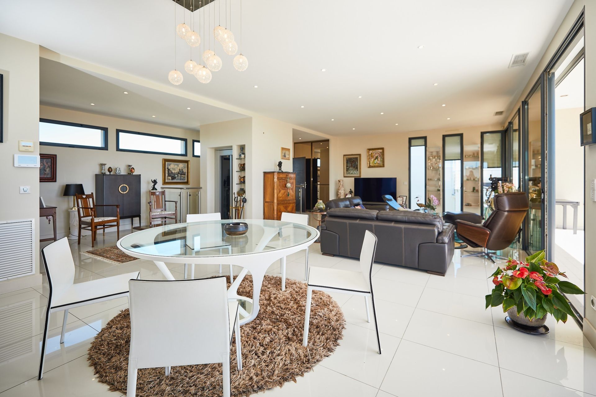 luxury house 6 Rooms for sale on SETE (34200)