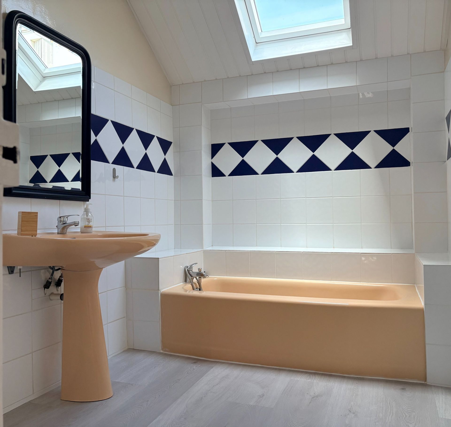 luxury house 6 Rooms for sale on ORLEANS (45000)