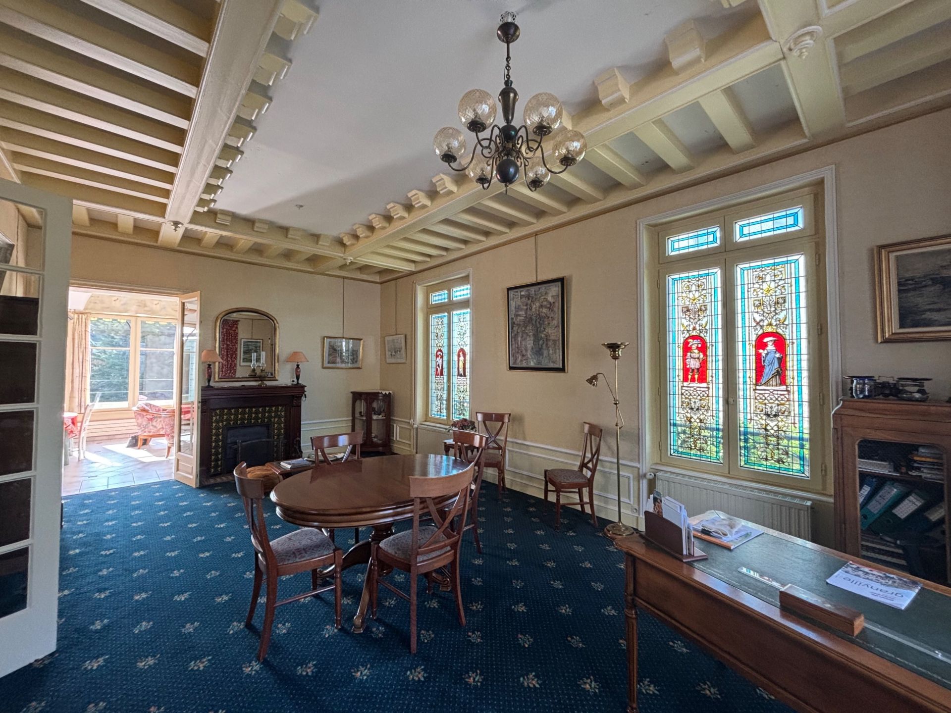 luxury house 8 Rooms for sale on GRANVILLE (50400)