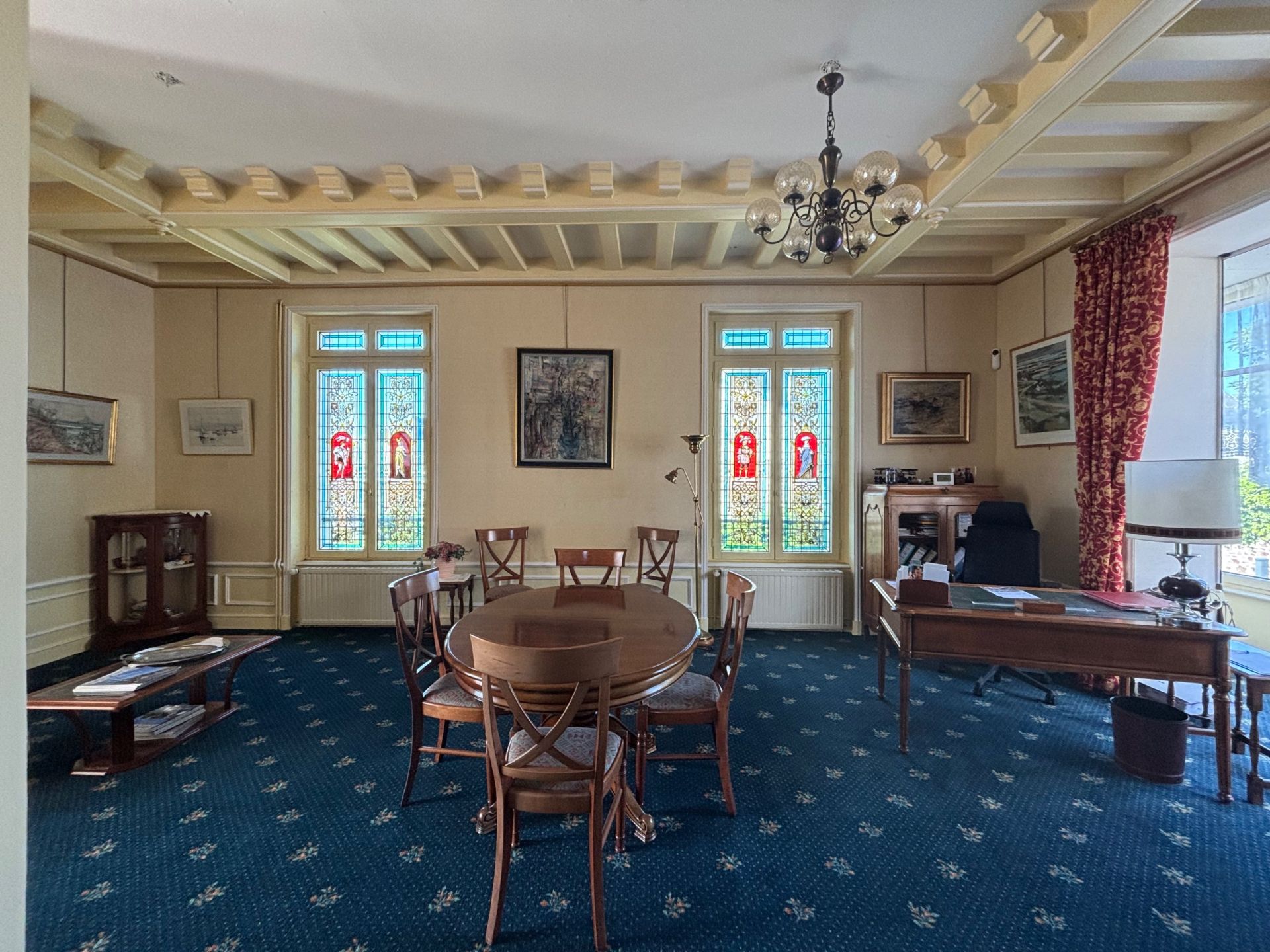 luxury house 8 Rooms for sale on GRANVILLE (50400)