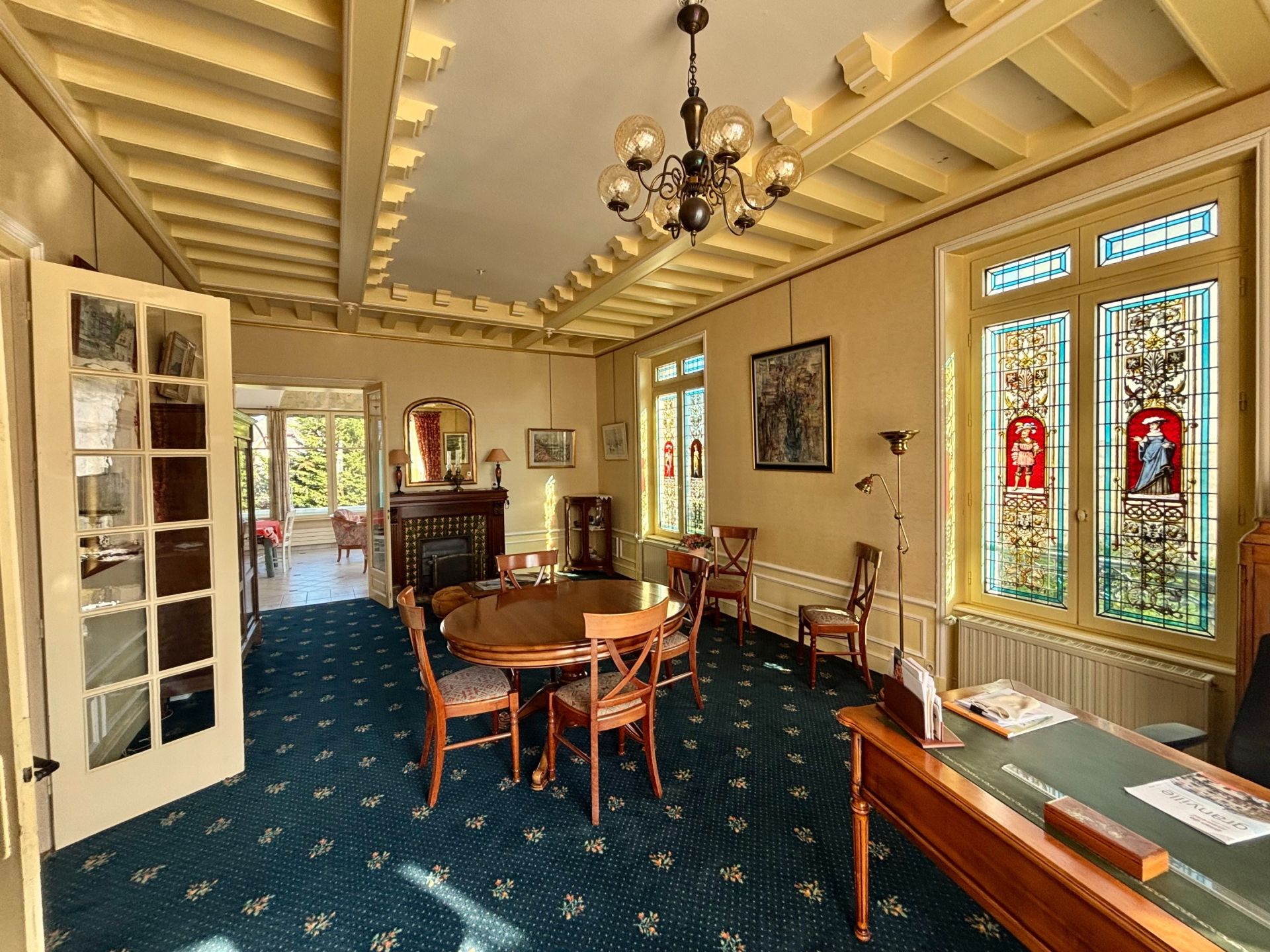 luxury house 8 Rooms for sale on GRANVILLE (50400)