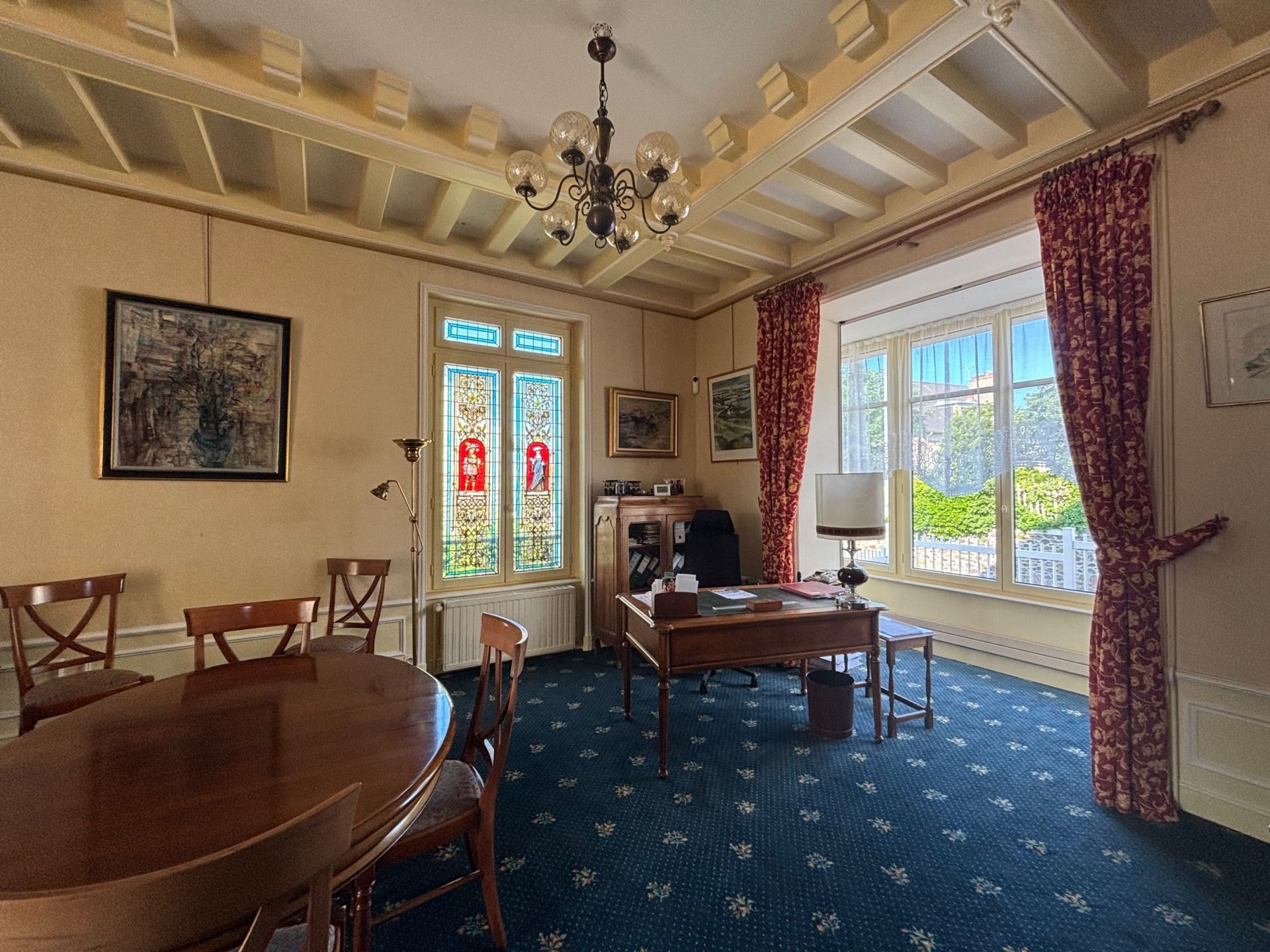 luxury house 8 Rooms for sale on GRANVILLE (50400)