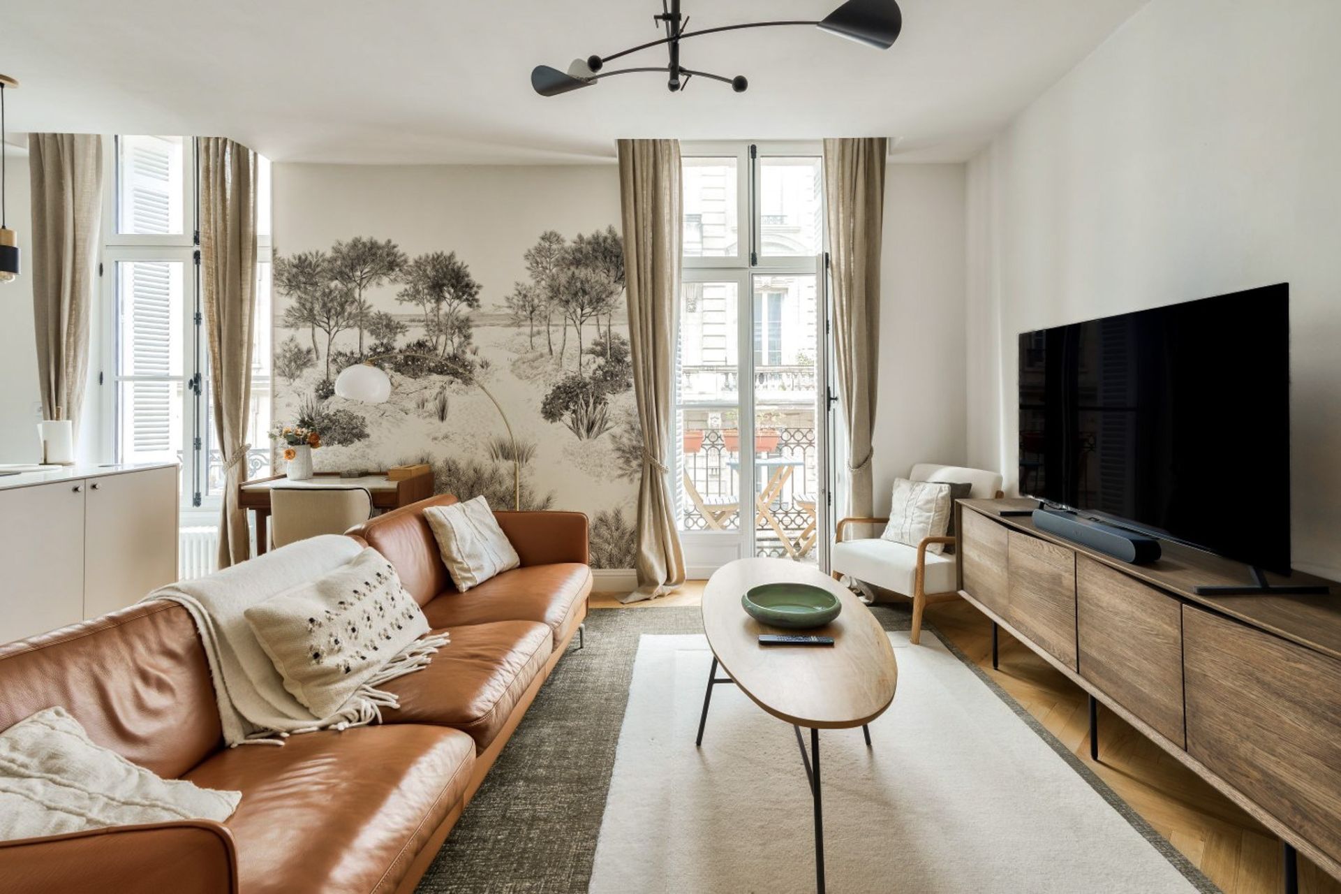 luxury apartment 3 Rooms for sale on BORDEAUX (33000)