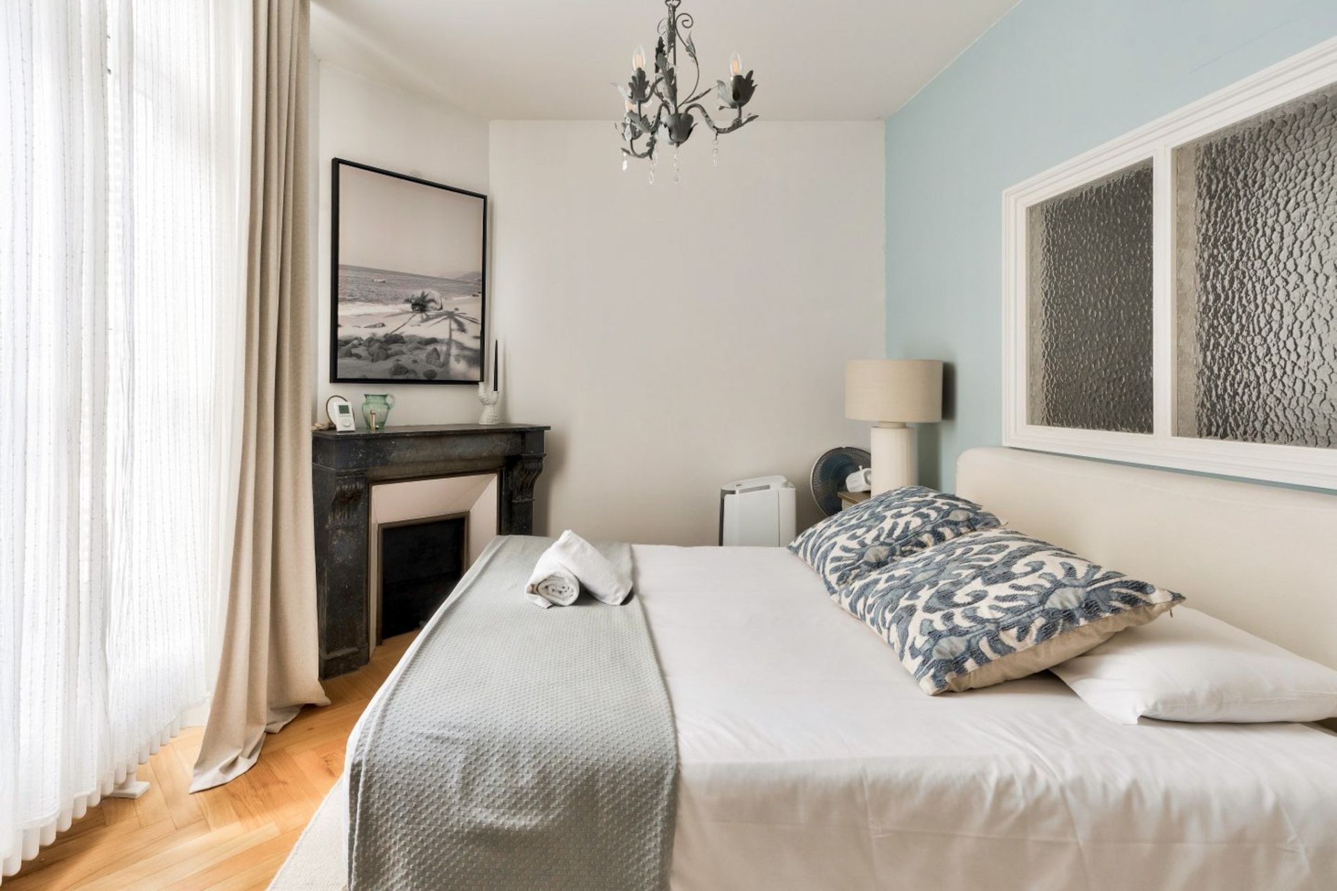 luxury apartment 3 Rooms for sale on BORDEAUX (33000)