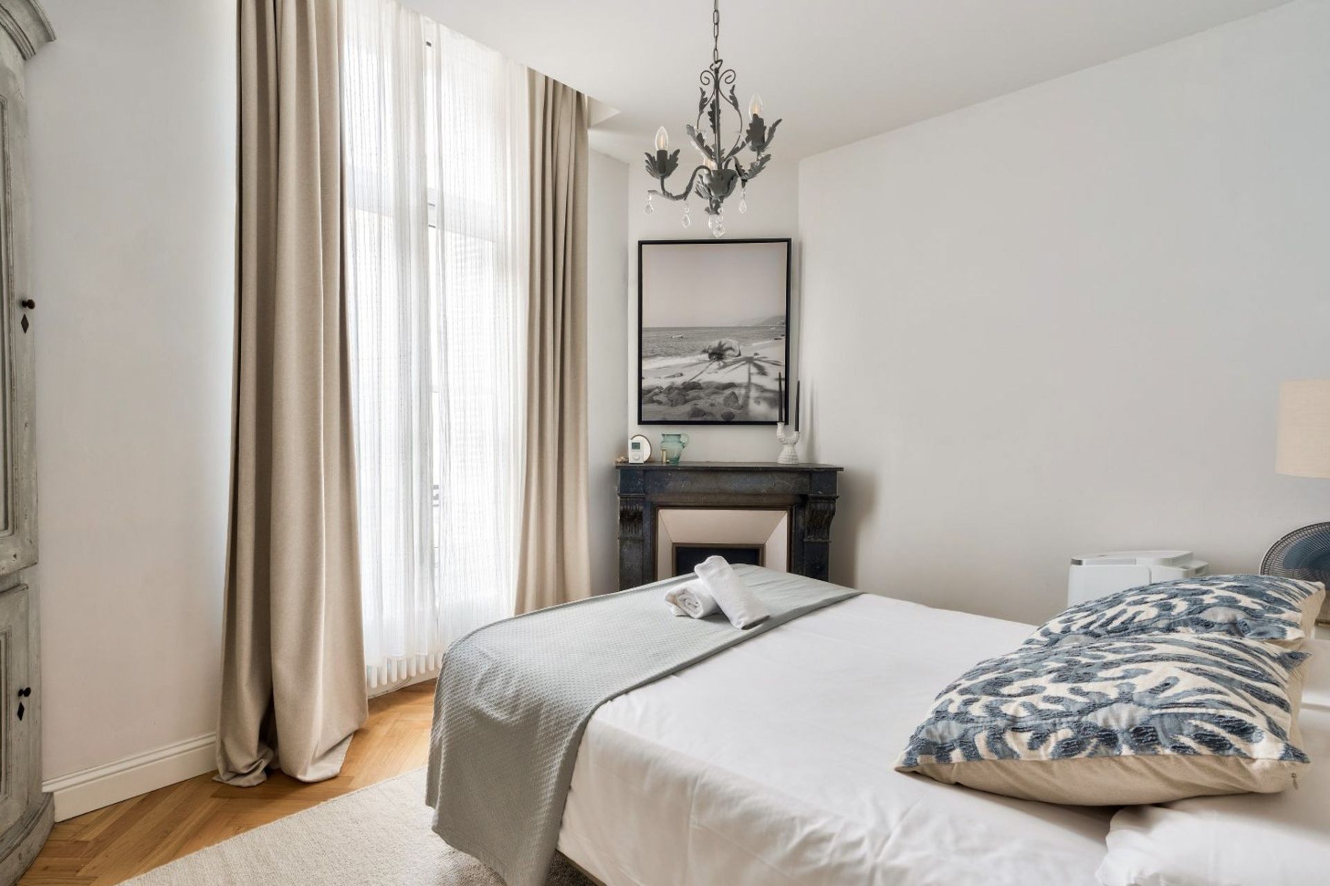 luxury apartment 3 Rooms for sale on BORDEAUX (33000)
