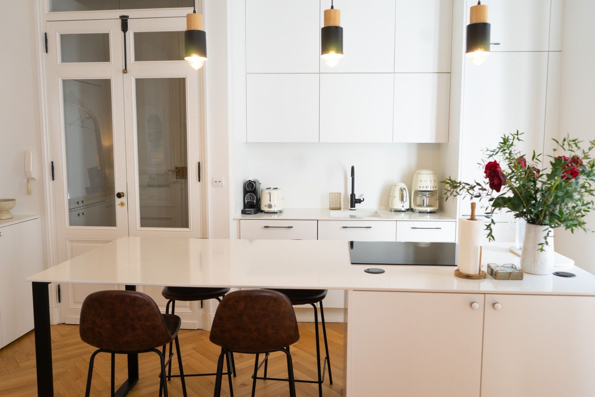 luxury apartment 3 Rooms for sale on BORDEAUX (33000)