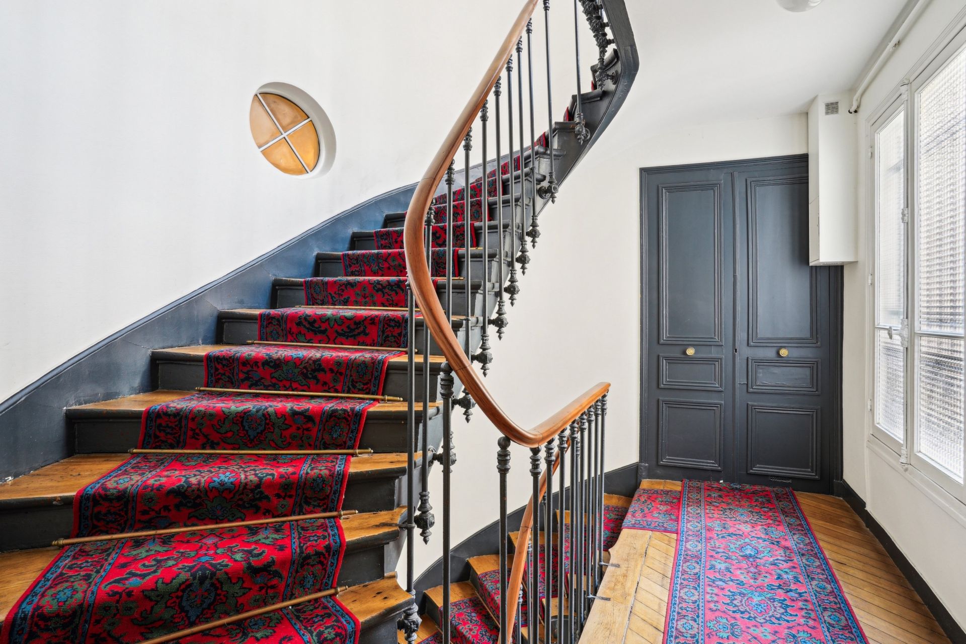 luxury apartment 5 Rooms for sale on PARIS (75009)