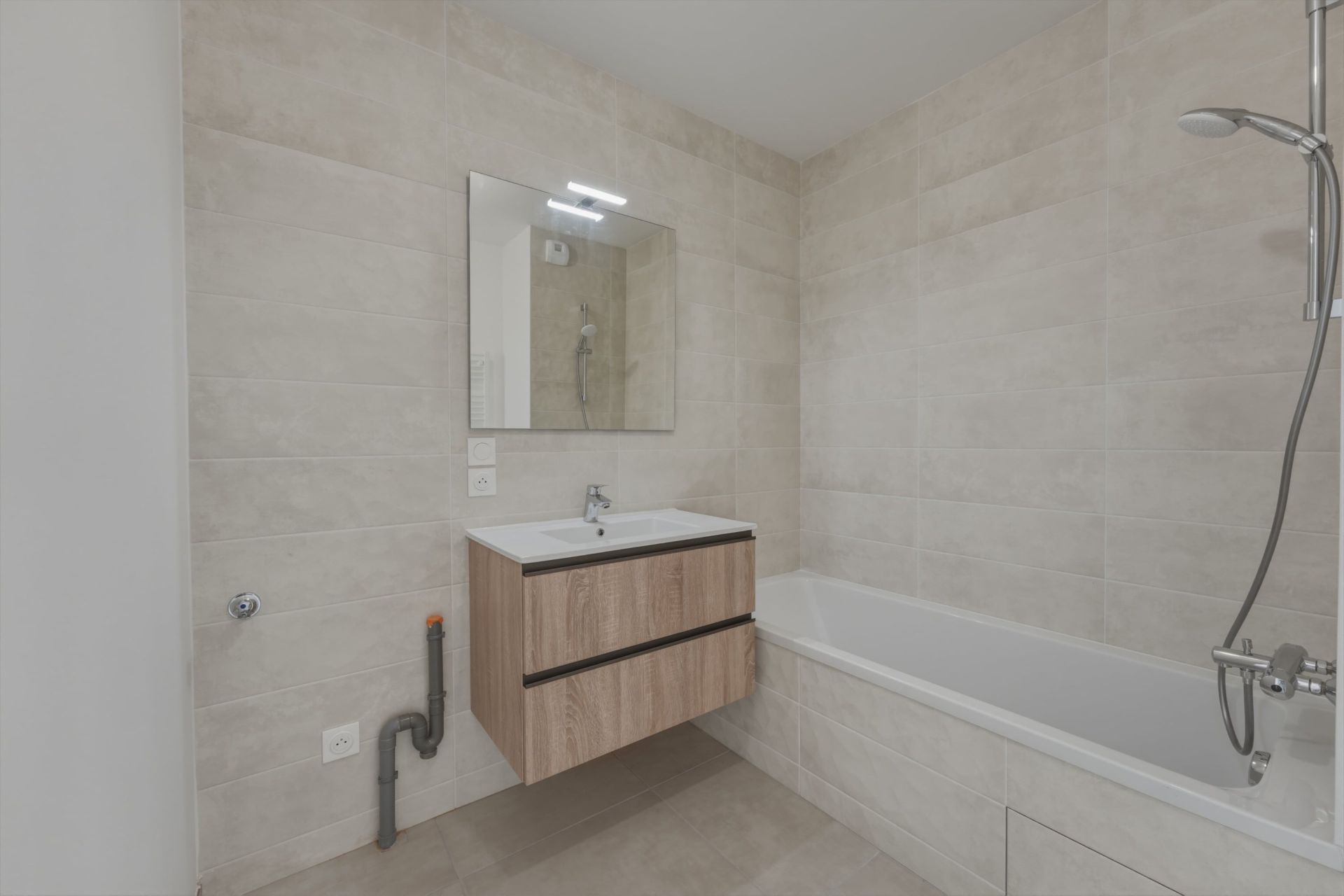 appartement de luxe 4 Pièces en vente sur EVIAN LES BAINS (74500)