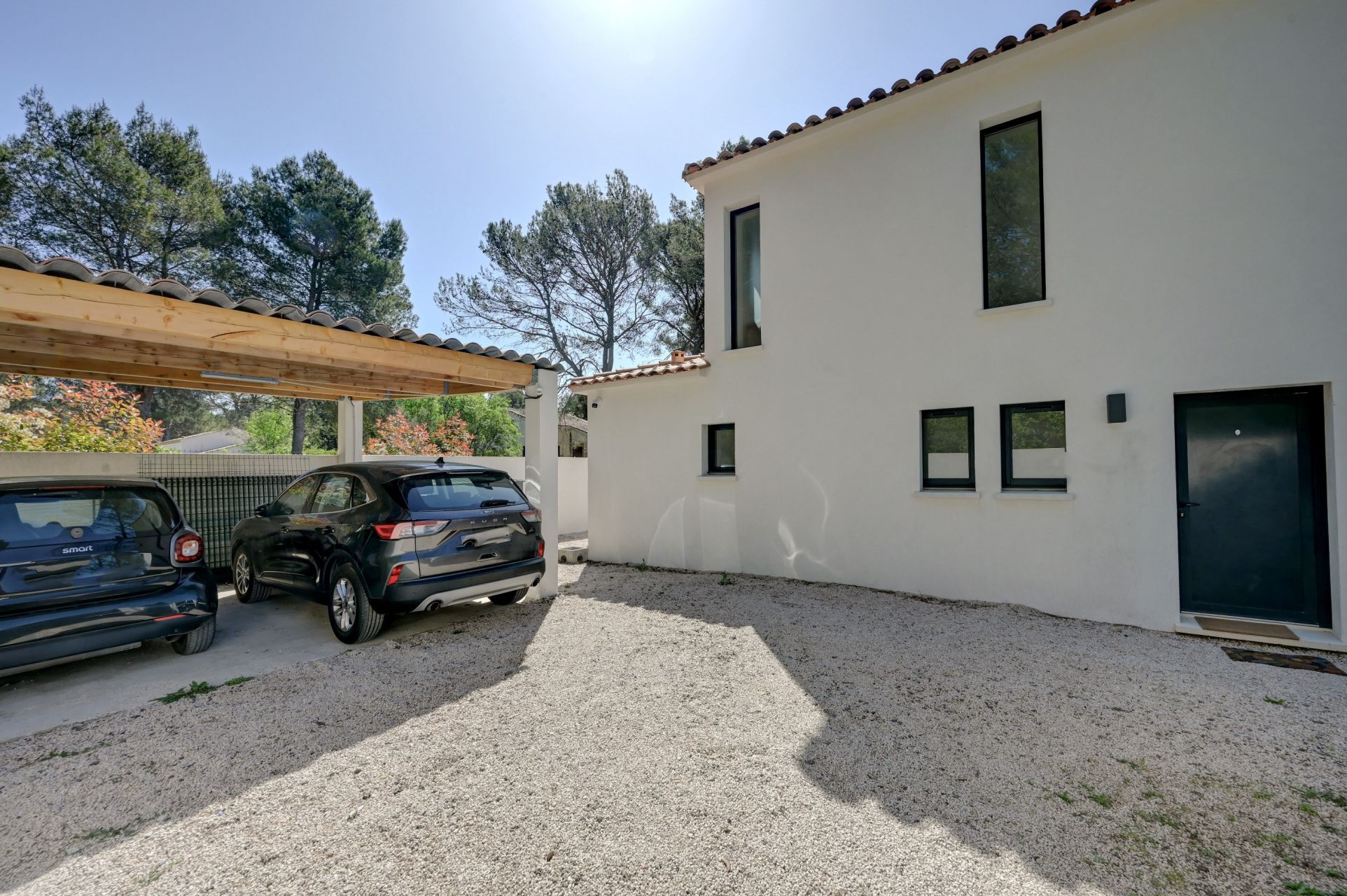 luxury house 5 Rooms for sale on AIX EN PROVENCE (13100)