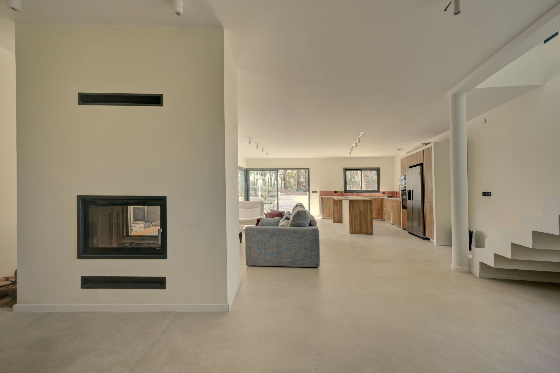 luxury house 5 Rooms for sale on AIX EN PROVENCE (13100)