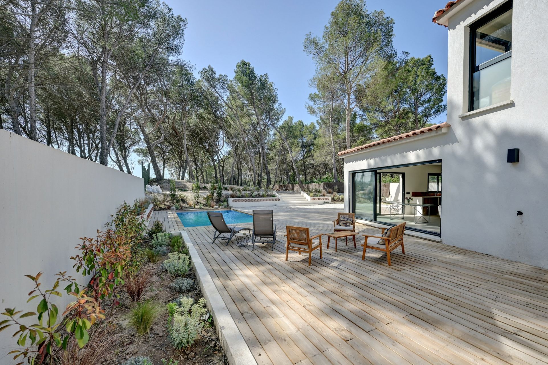 luxury house 5 Rooms for sale on AIX EN PROVENCE (13100)
