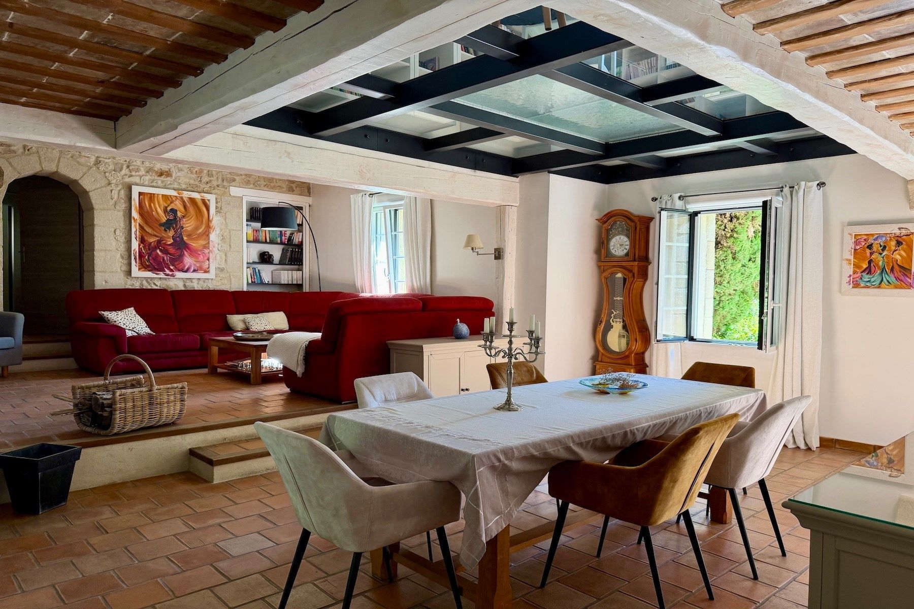 mas 13 Rooms for sale on UZES (30700)