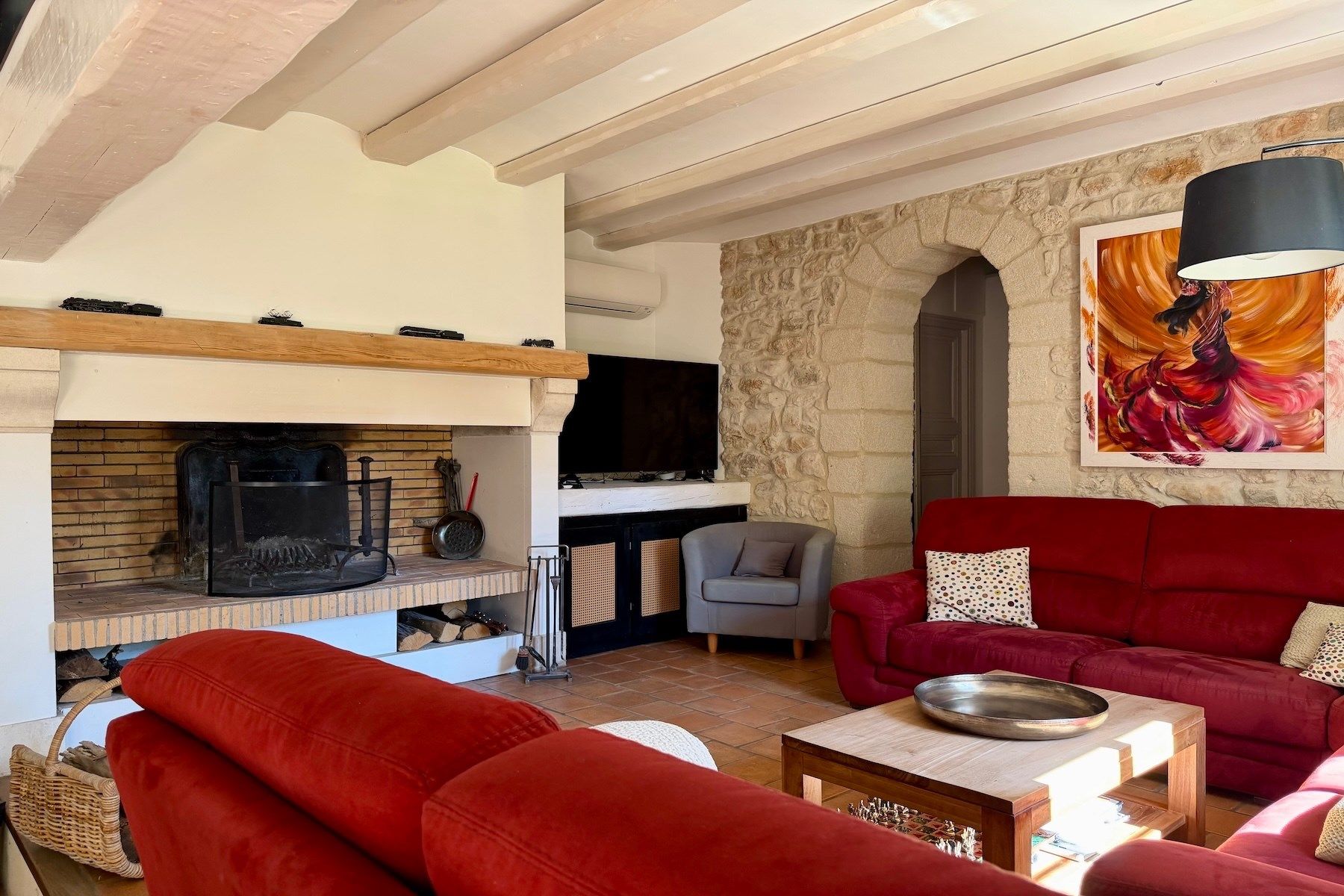 mas 13 Rooms for sale on UZES (30700)