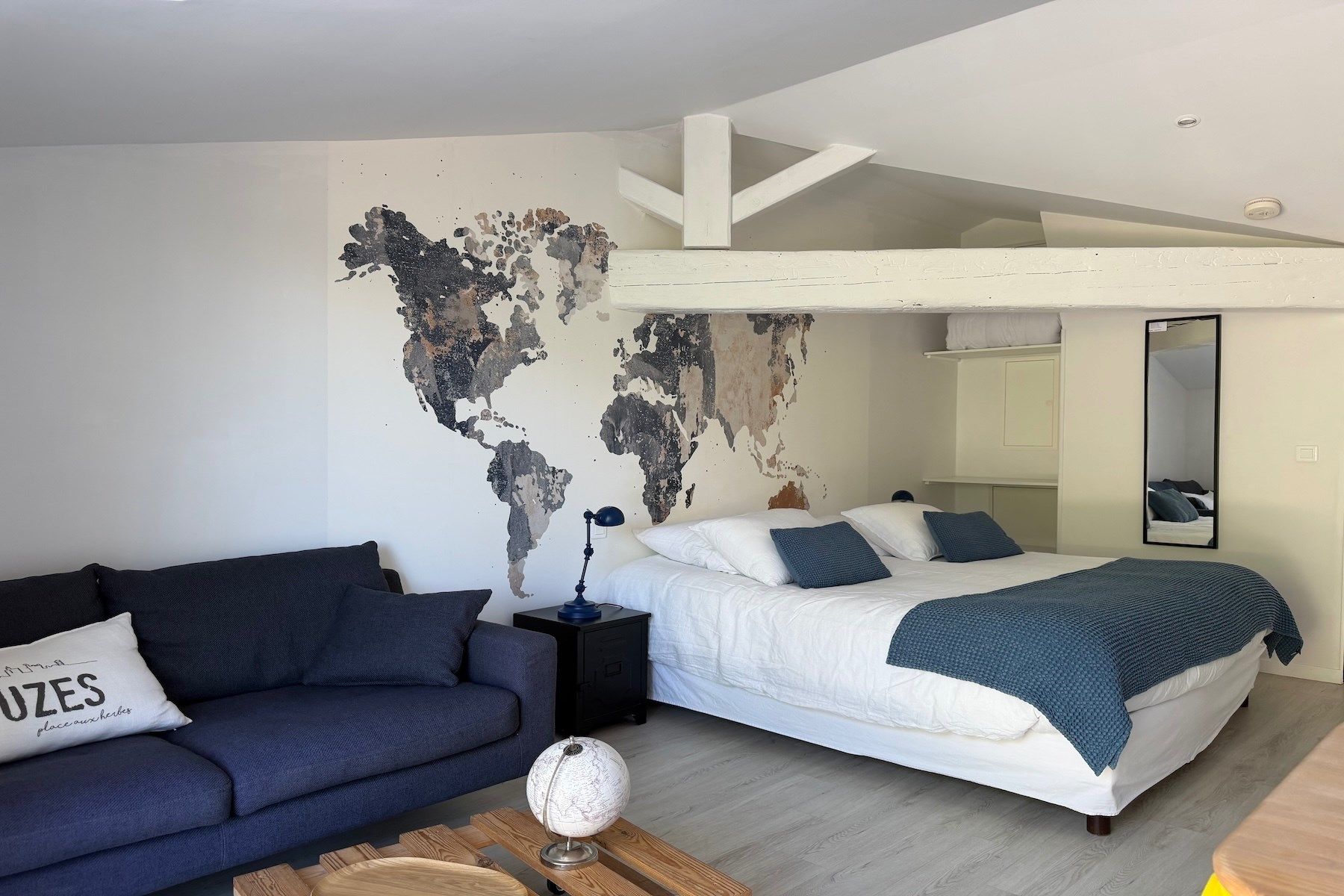 mas 13 Rooms for sale on UZES (30700)