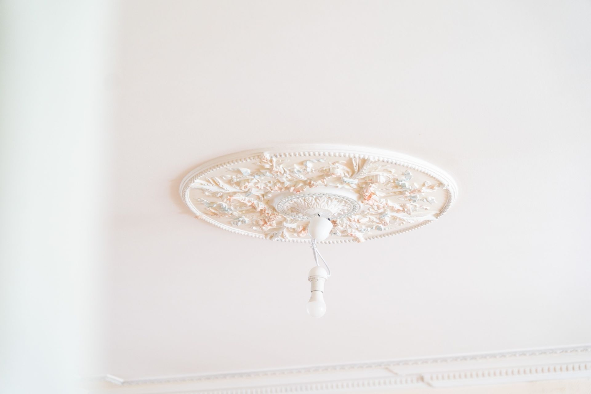 luxury apartment 3 Rooms for sale on LA ROCHELLE (17000)