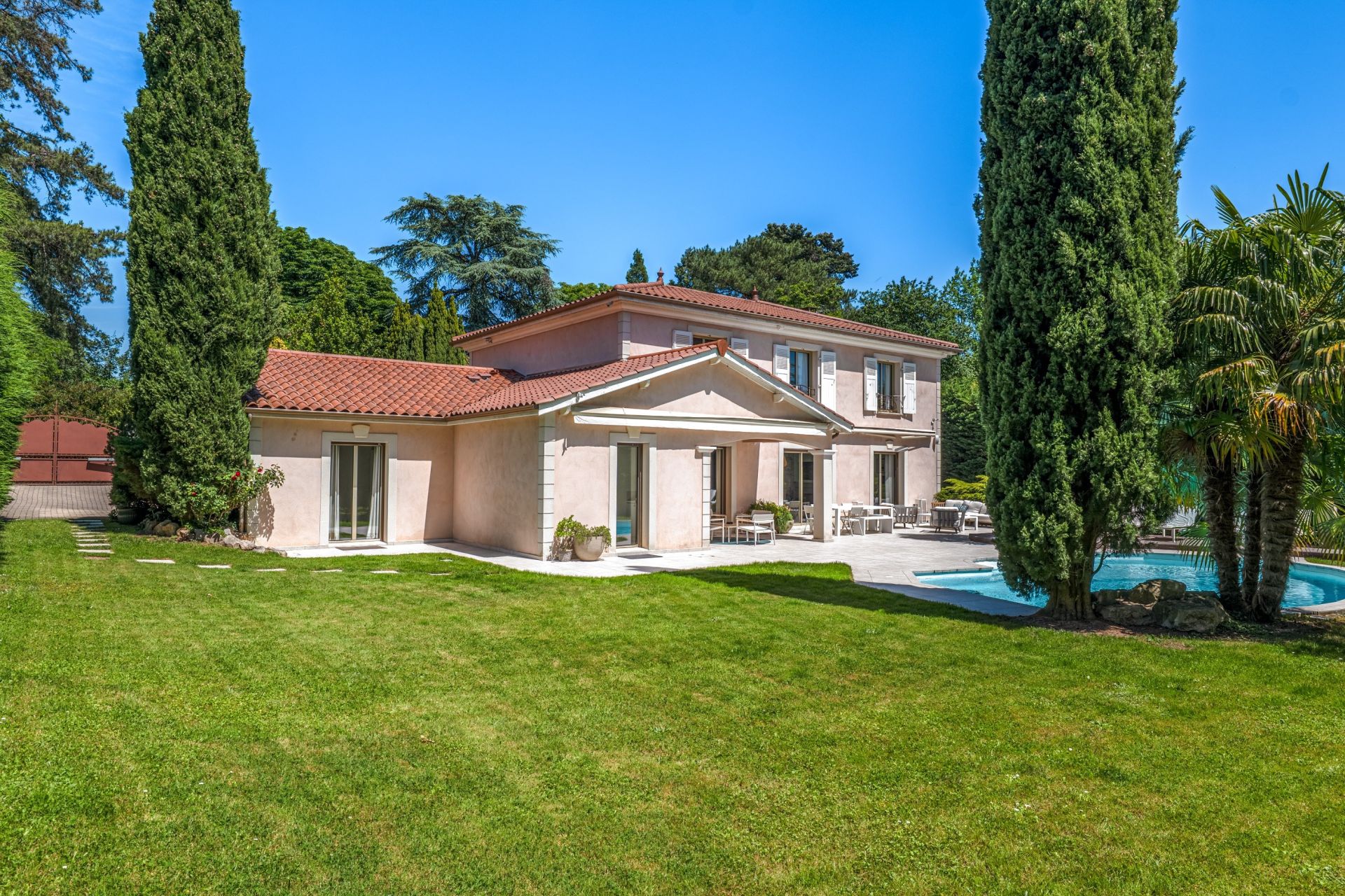 maison de luxe 10 Pièces en vente sur ECULLY (69130)