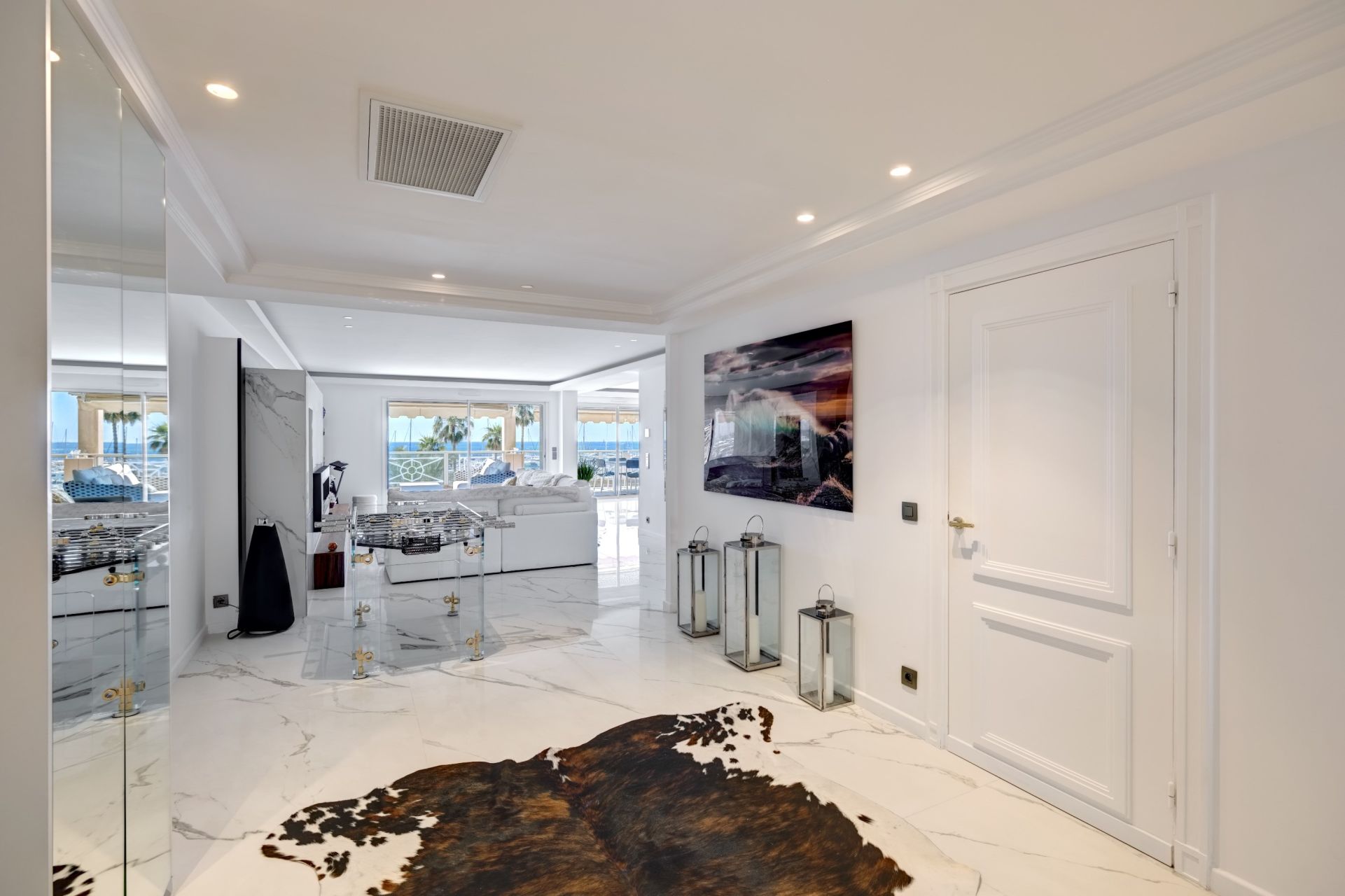 luxury apartment 5 Rooms for sale on LE GOLFE JUAN (06220)