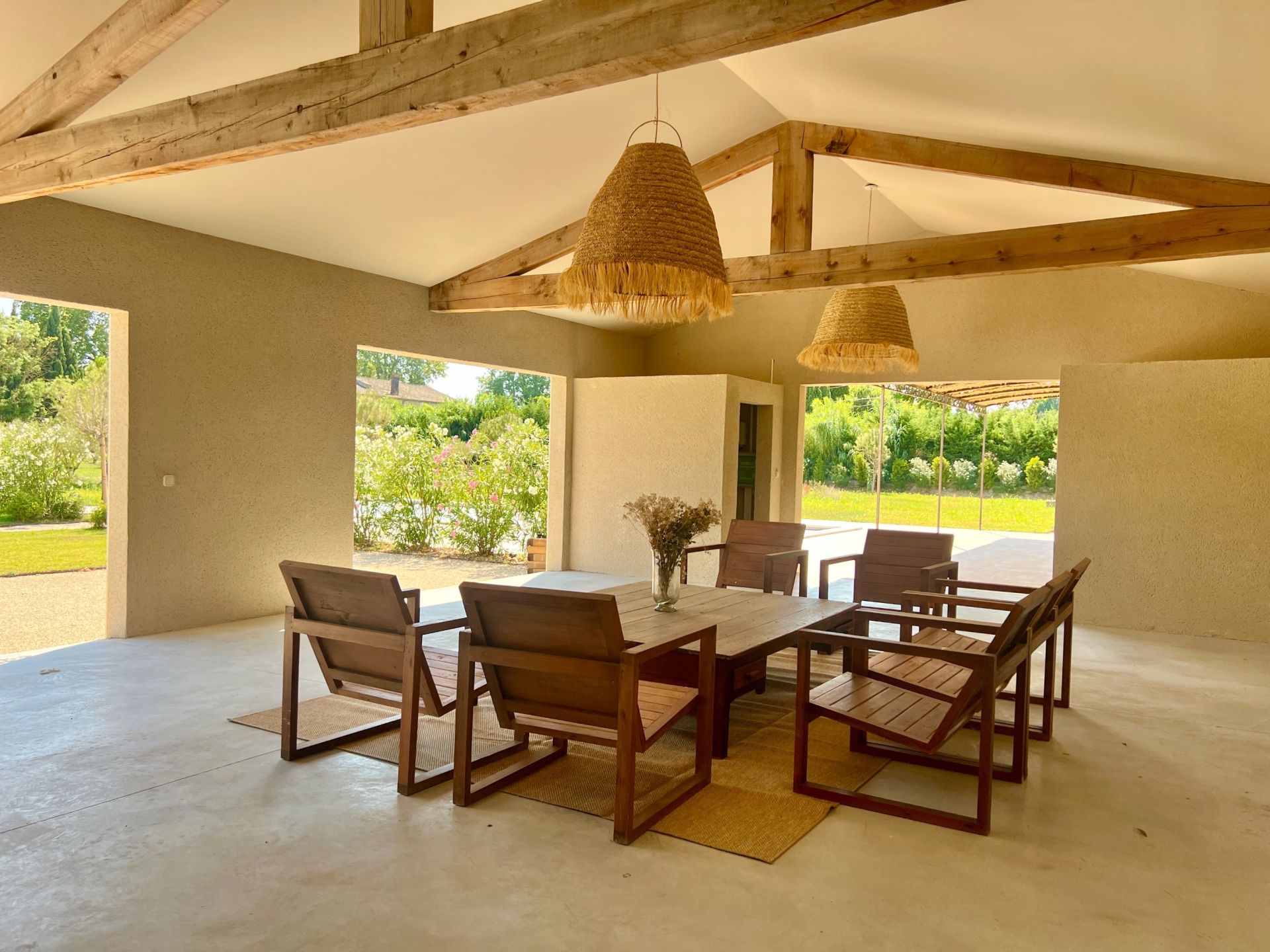luxury house 10 Rooms for sale on ST REMY DE PROVENCE (13210)