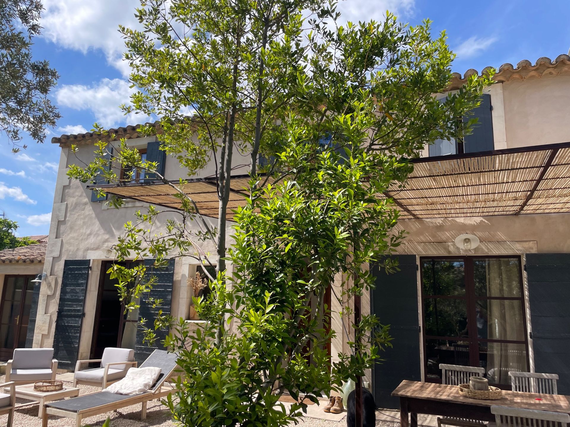 luxury house 5 Rooms for sale on PARADOU (13520)