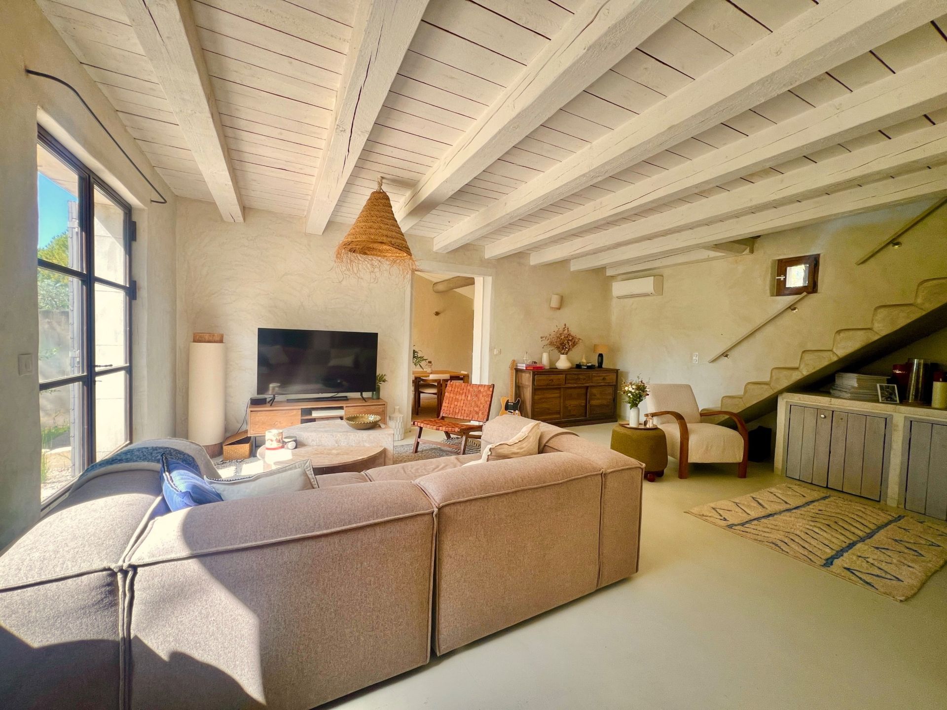 luxury house 5 Rooms for sale on PARADOU (13520)