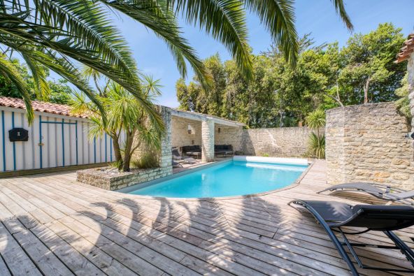 Sale Luxury house Saint-Pierre-d'Oléron 7&nbsp;Rooms 160&nbsp;m²