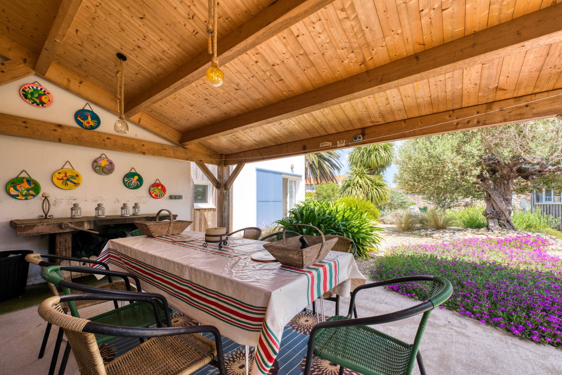luxury house 6 Rooms for sale on ST DENIS D OLERON (17650)