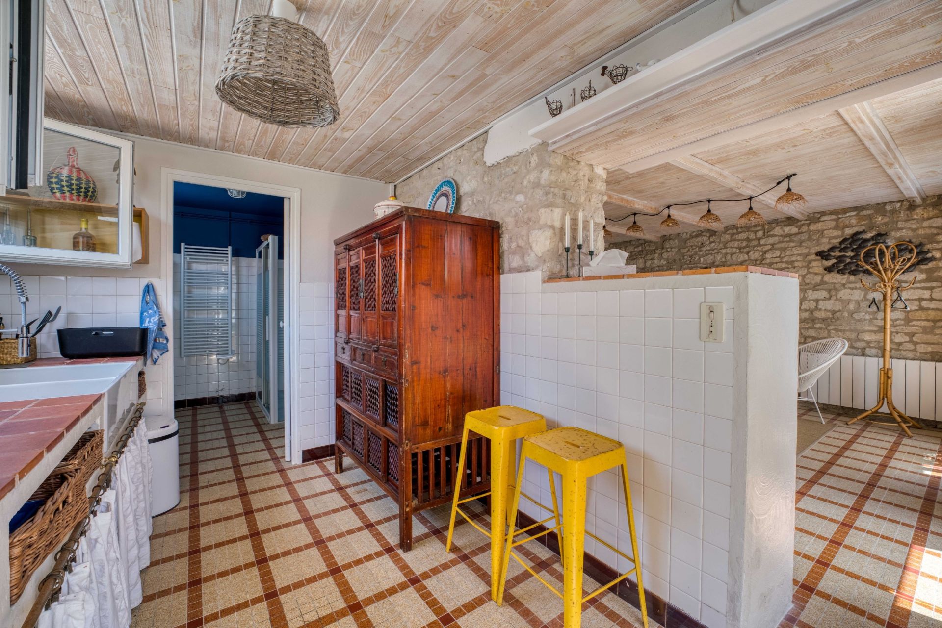 luxury house 6 Rooms for sale on ST DENIS D OLERON (17650)