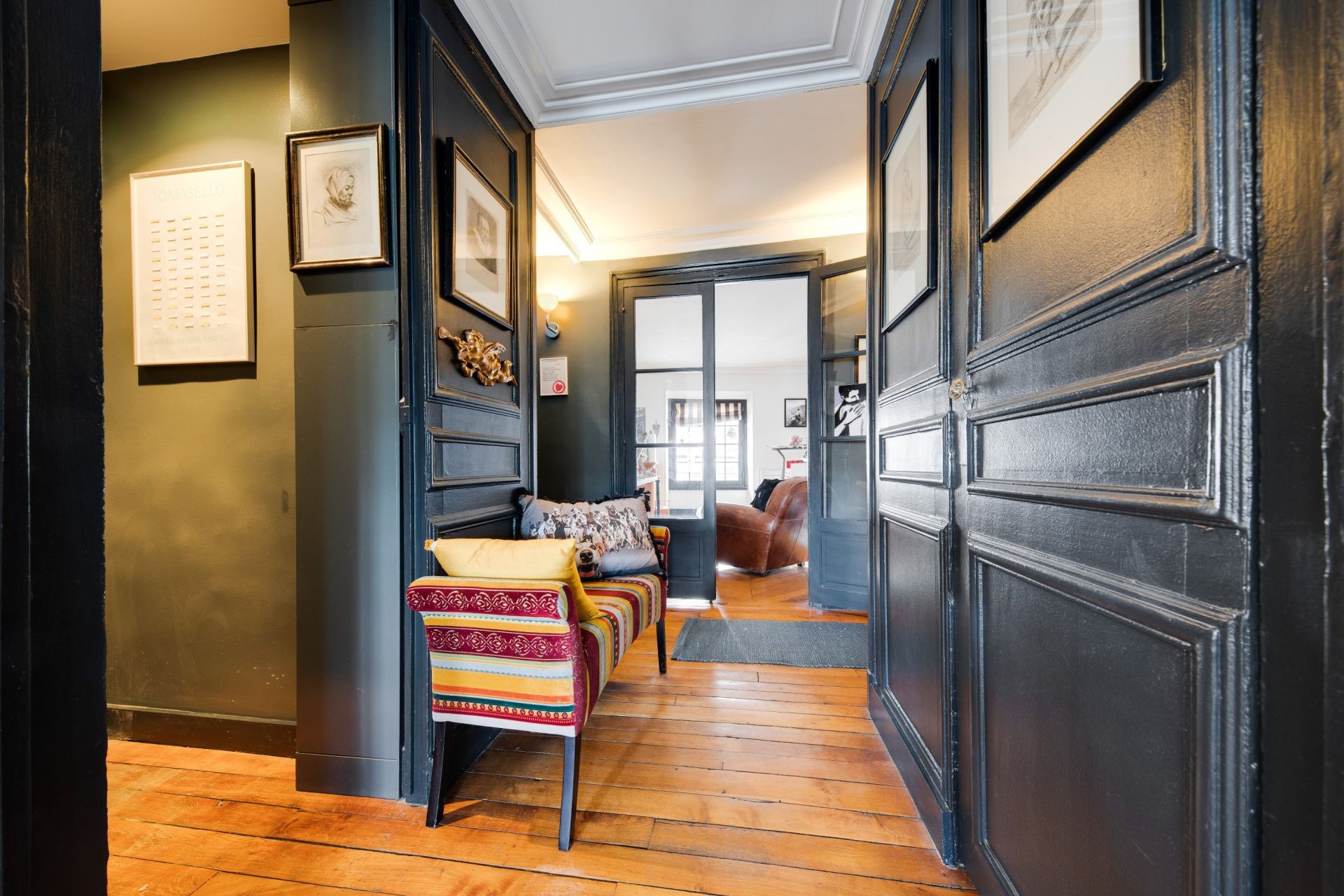 luxury apartment 5 Rooms for sale on Paris (75001)