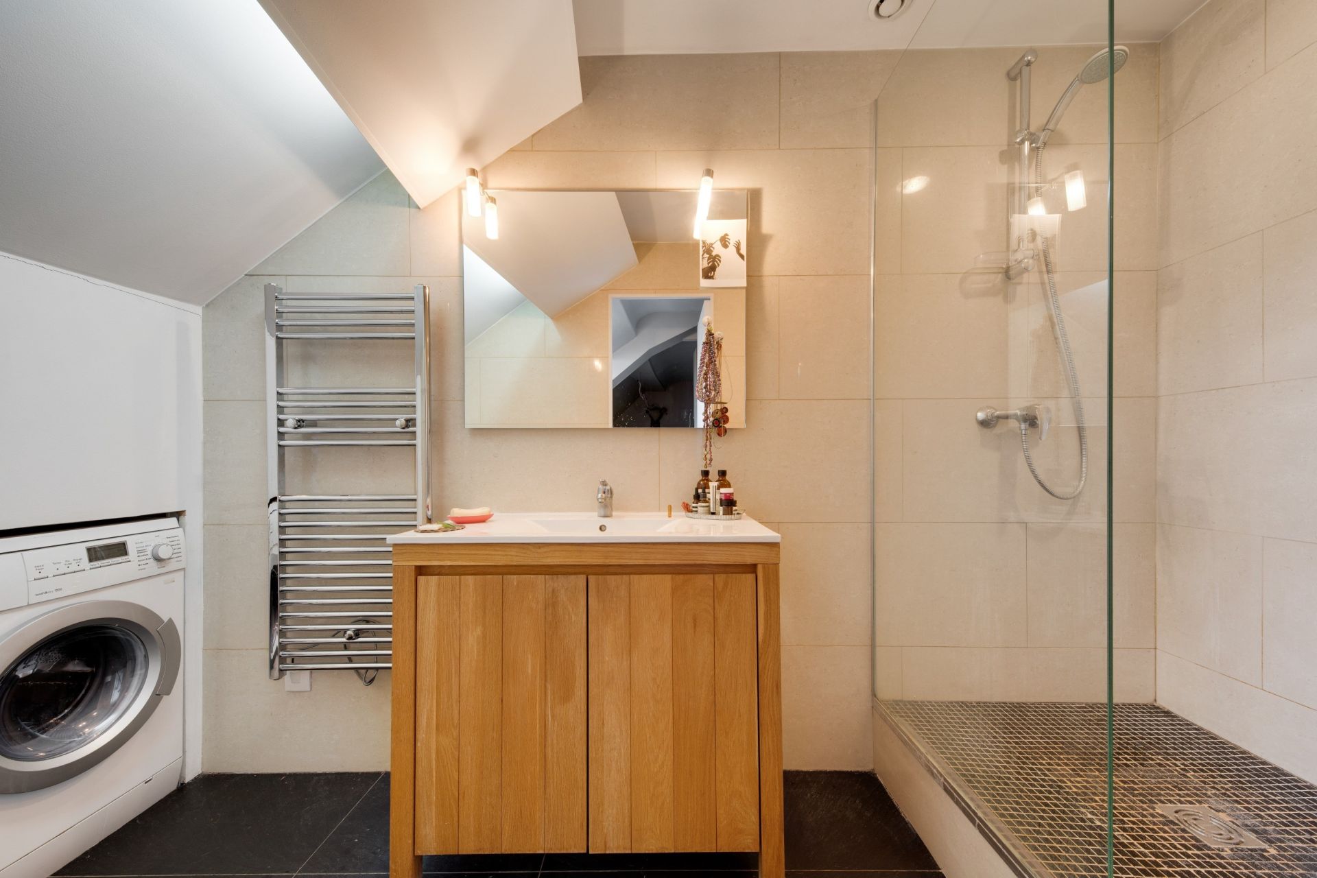 luxury apartment 5 Rooms for sale on Paris (75001)