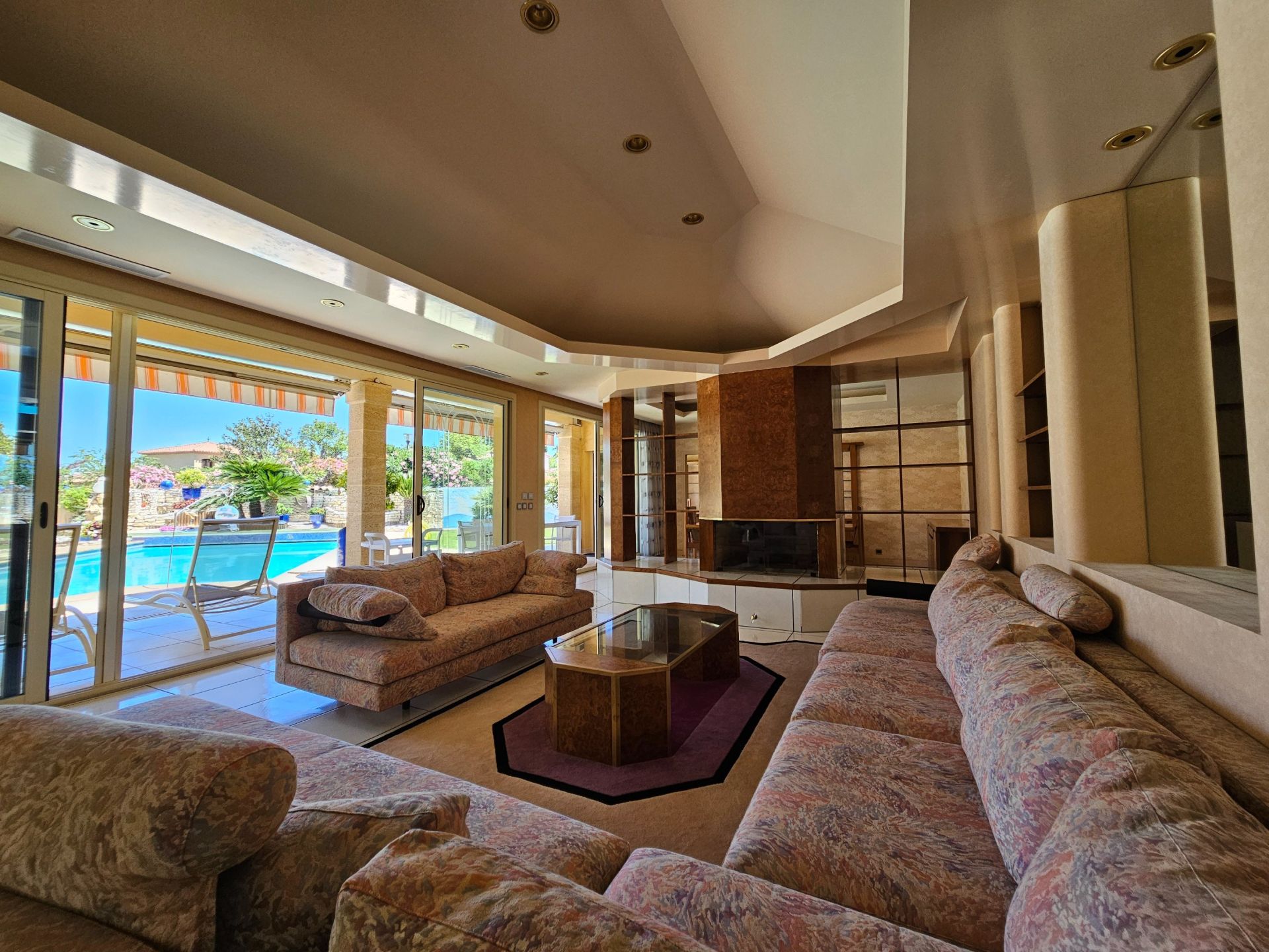 luxury house 7 Rooms for sale on PERPIGNAN (66000)