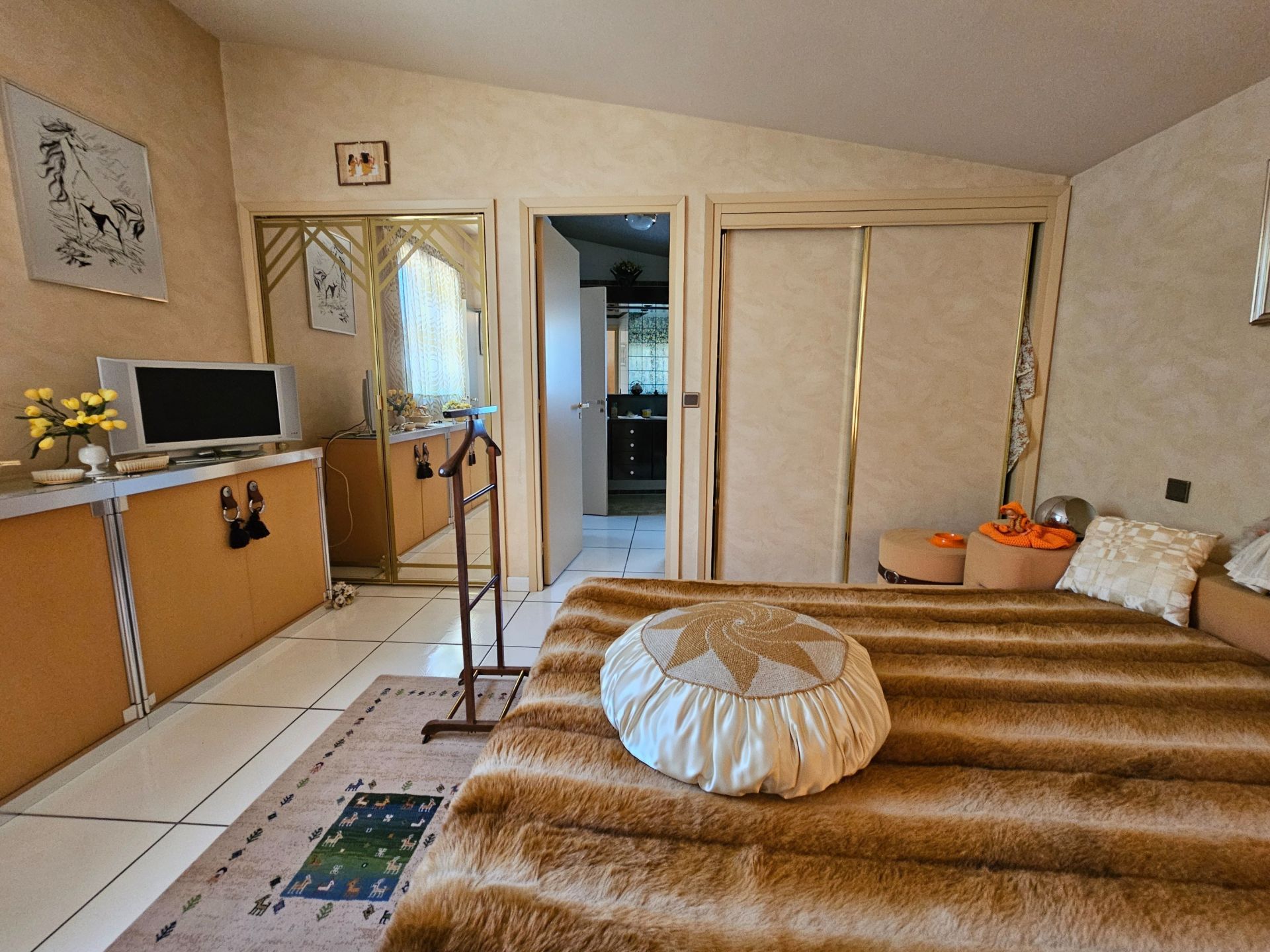 luxury house 7 Rooms for sale on PERPIGNAN (66000)