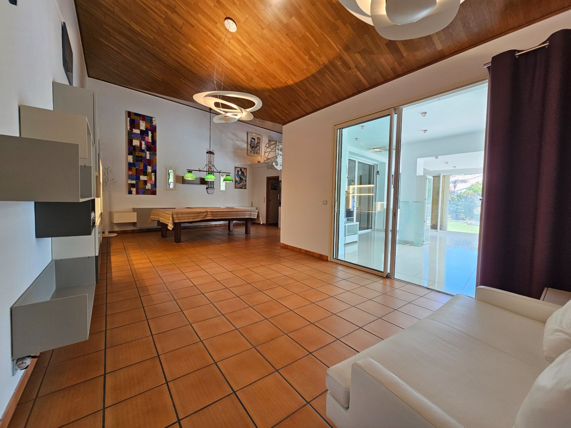 luxury house 7 Rooms for sale on PERPIGNAN (66000)