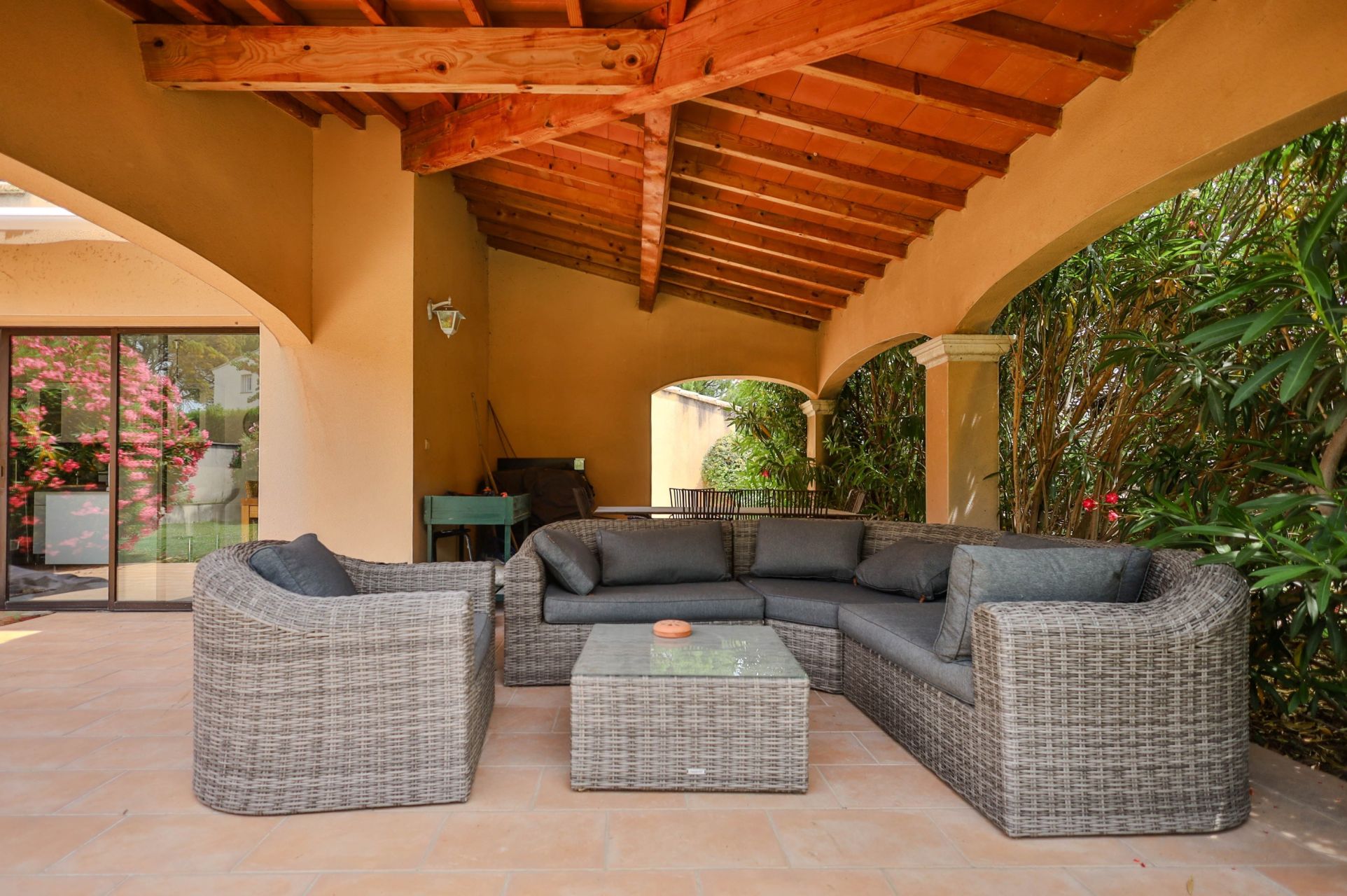 maison de luxe 6 Pièces en vente sur L ISLE SUR LA SORGUE (84800)