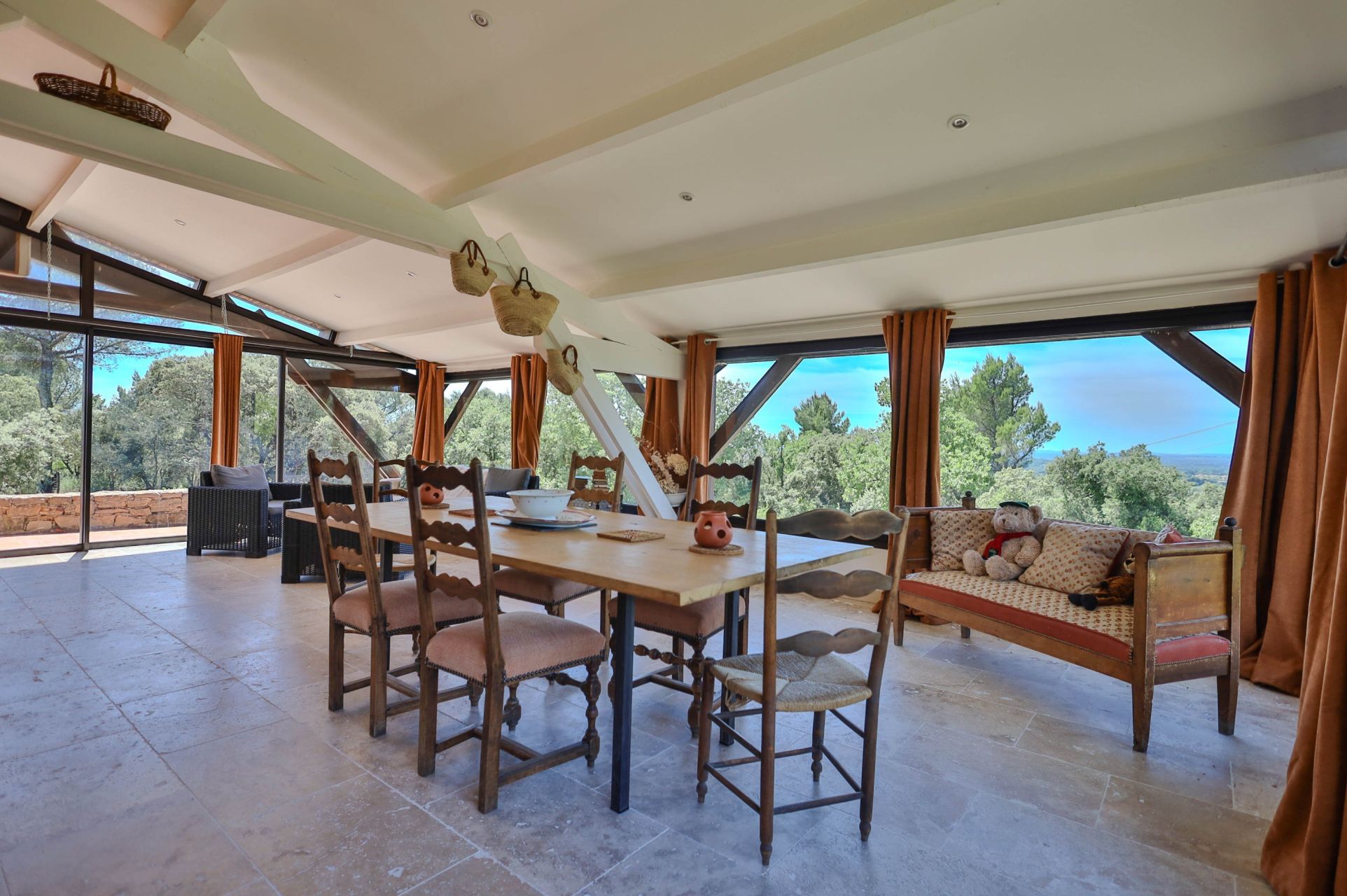 maison de luxe 7 Pièces en vente sur ST HIPPOLYTE LE GRAVEYRON (84330)
