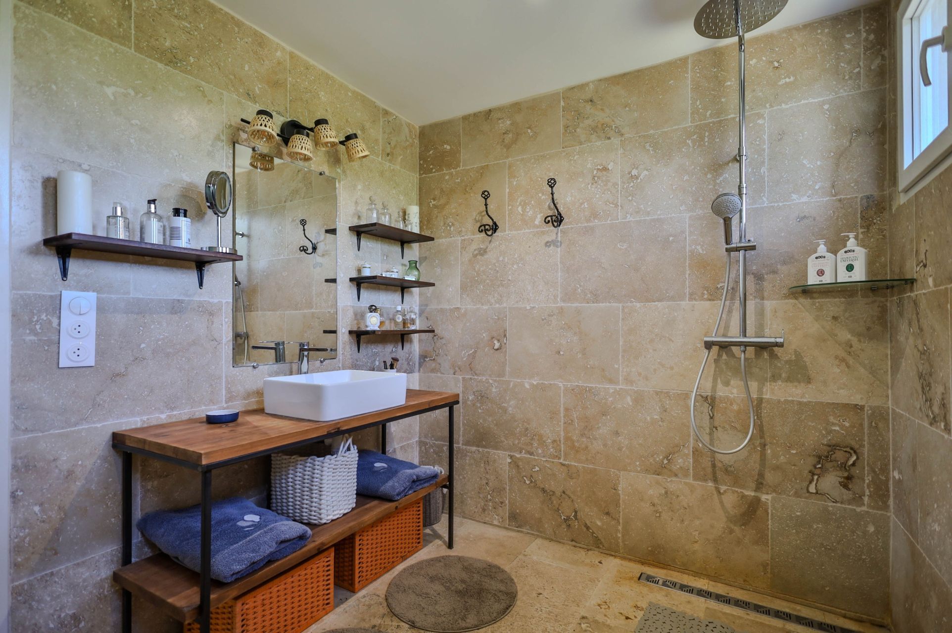 maison de luxe 7 Pièces en vente sur ST HIPPOLYTE LE GRAVEYRON (84330)