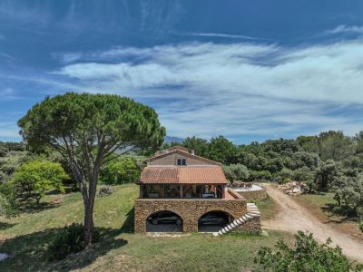 Vente Maison de luxe Saint-Hippolyte-le-Graveyron 7&nbsp;Pièces 250&nbsp;m²
