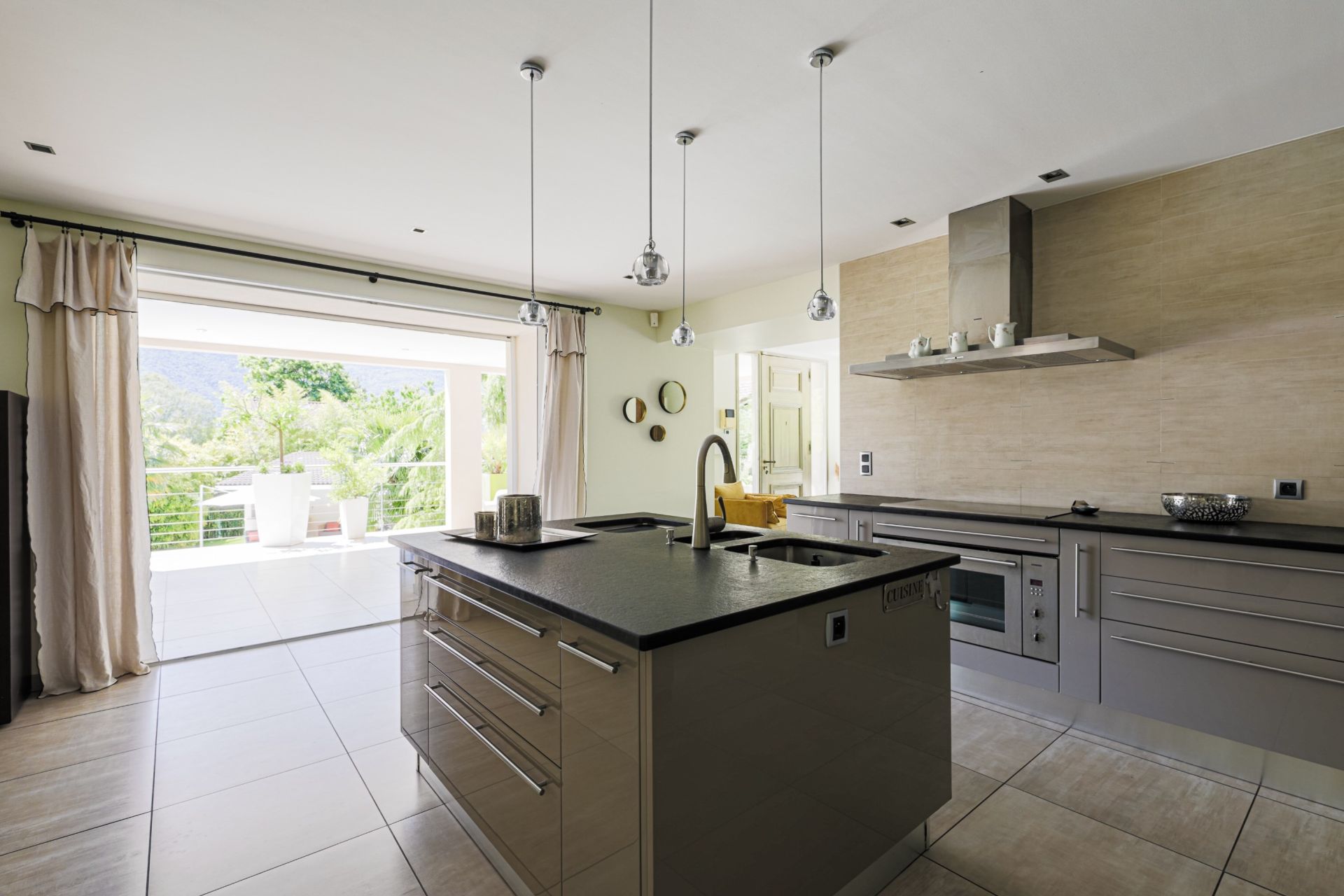 maison de luxe 6 Pièces en vente sur ST EGREVE (38120)