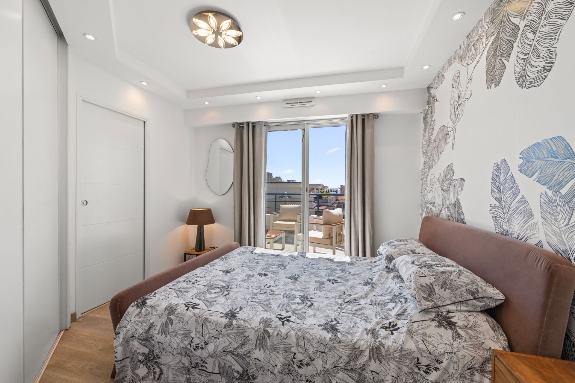 appartement de luxe 2 Pièces en vente sur CROS DE CAGNES (06800)