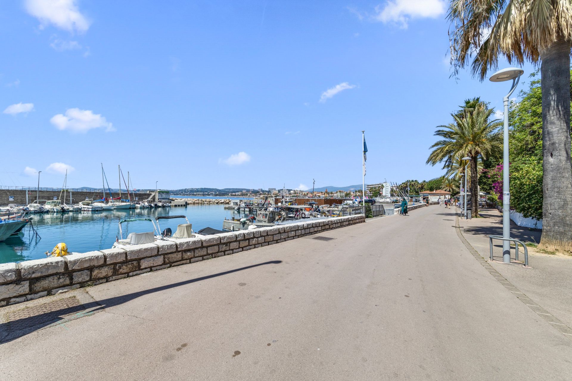 appartement de luxe 2 Pièces en vente sur CROS DE CAGNES (06800)