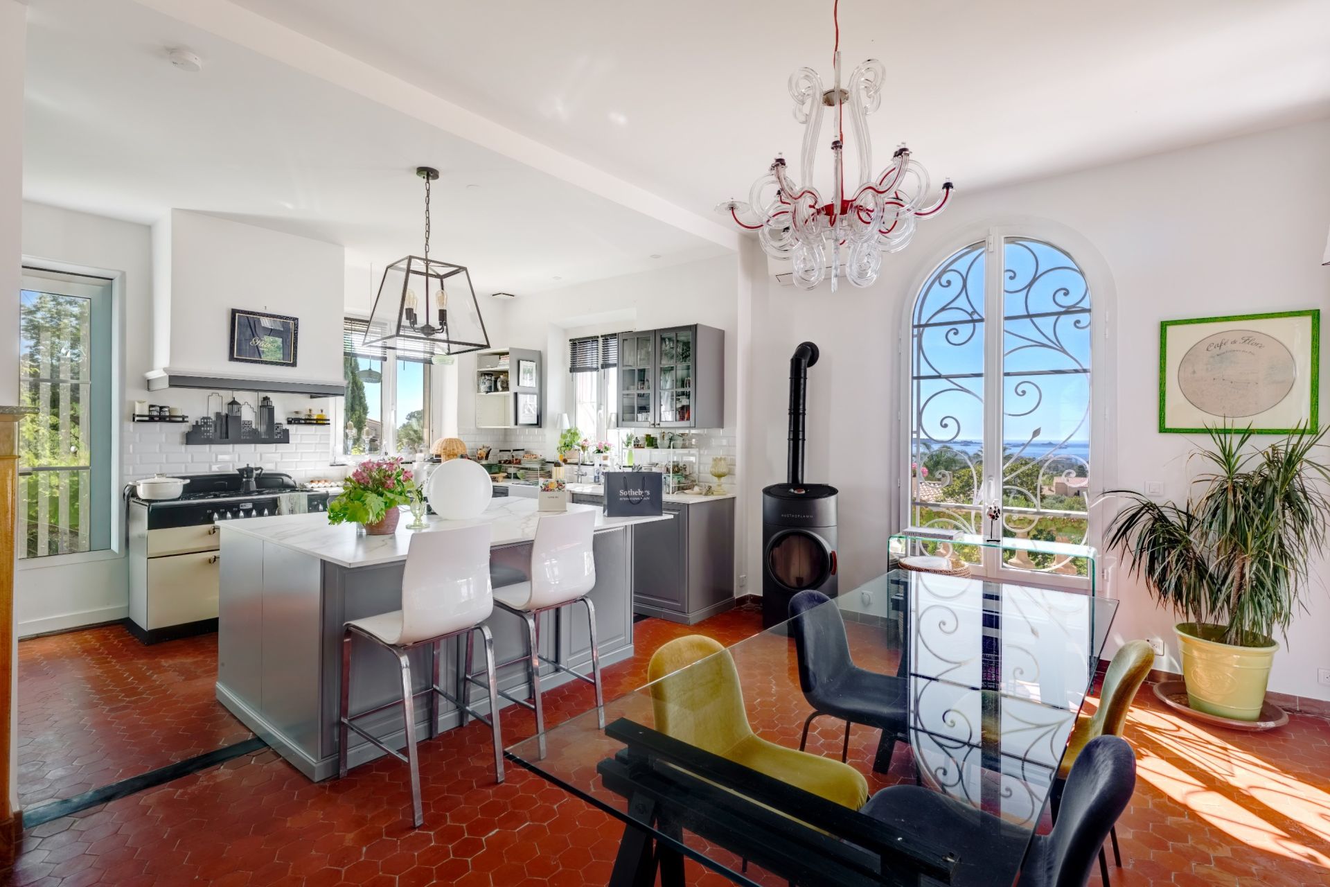 bastide 6 Rooms for sale on LE GOLFE JUAN (06220)