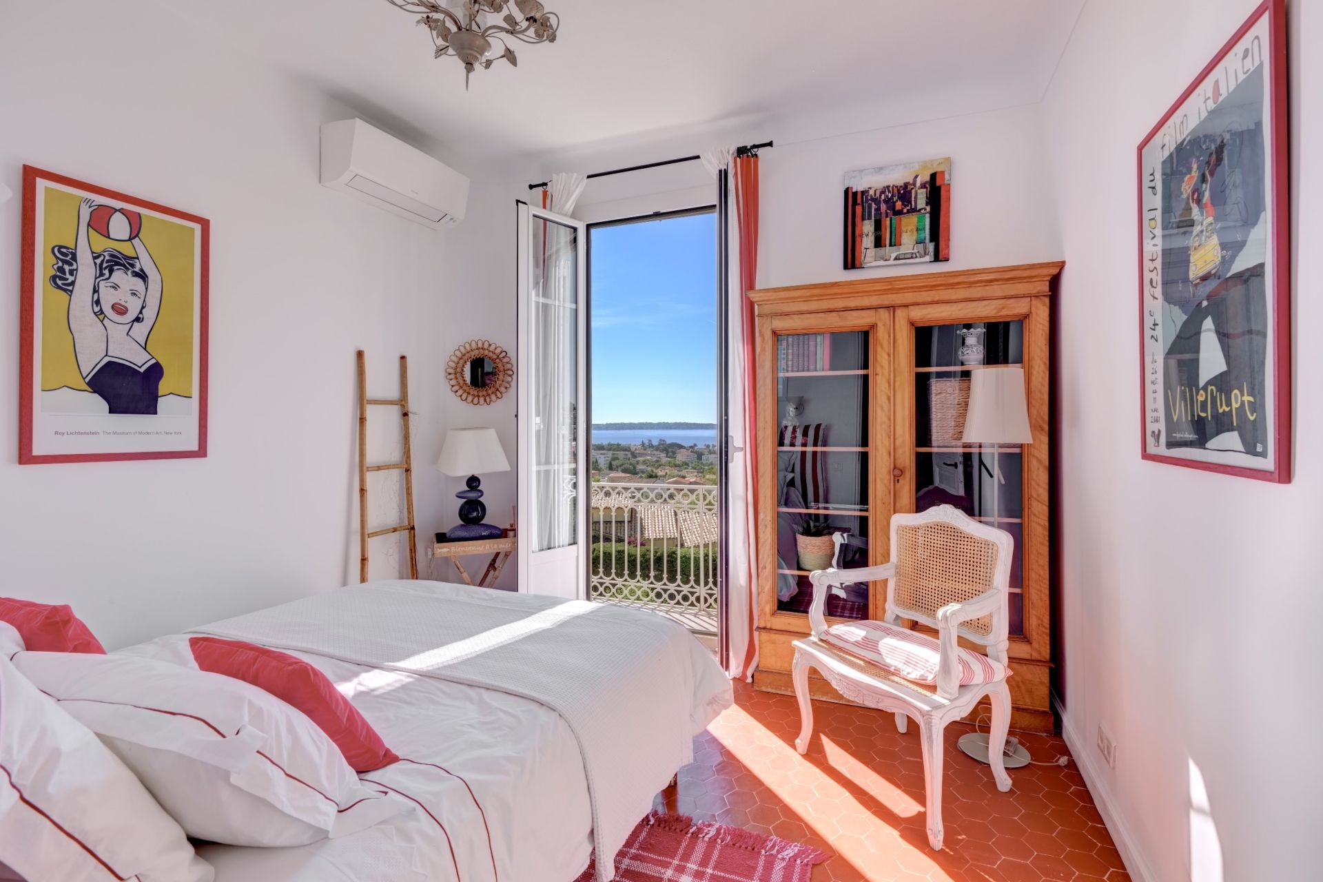 bastide 6 Rooms for sale on LE GOLFE JUAN (06220)