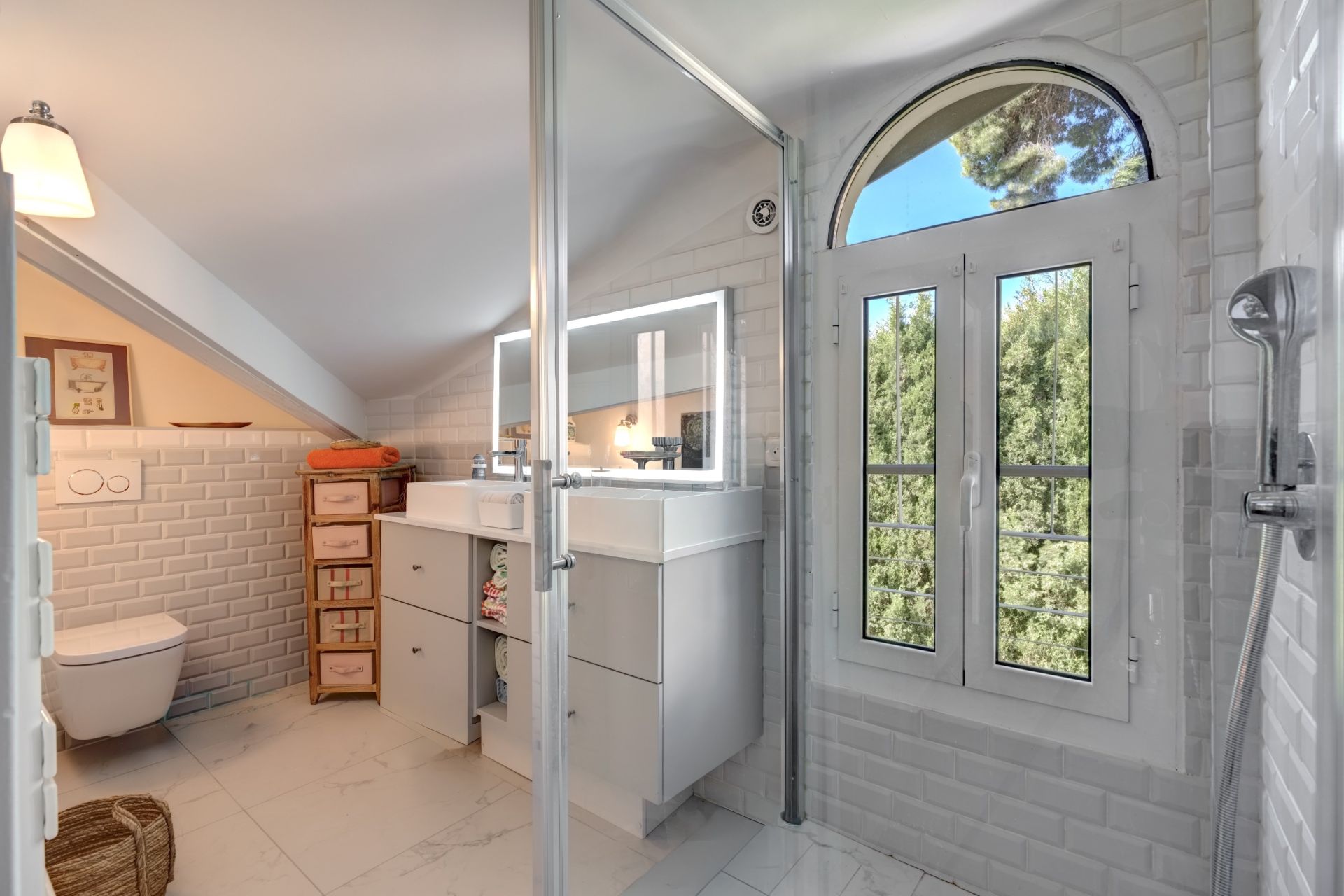 bastide 6 Rooms for sale on LE GOLFE JUAN (06220)
